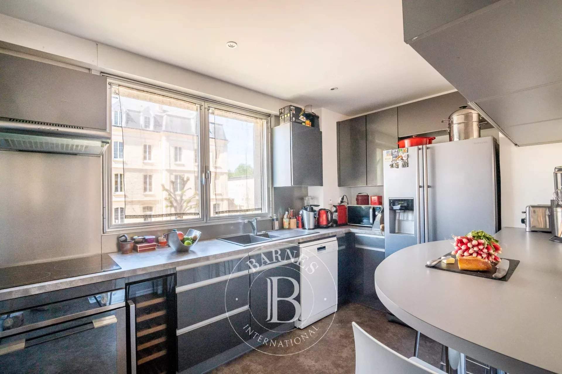 Neuilly-sur-Seine  - Appartement 5 Pièces 3 Chambres - picture 5