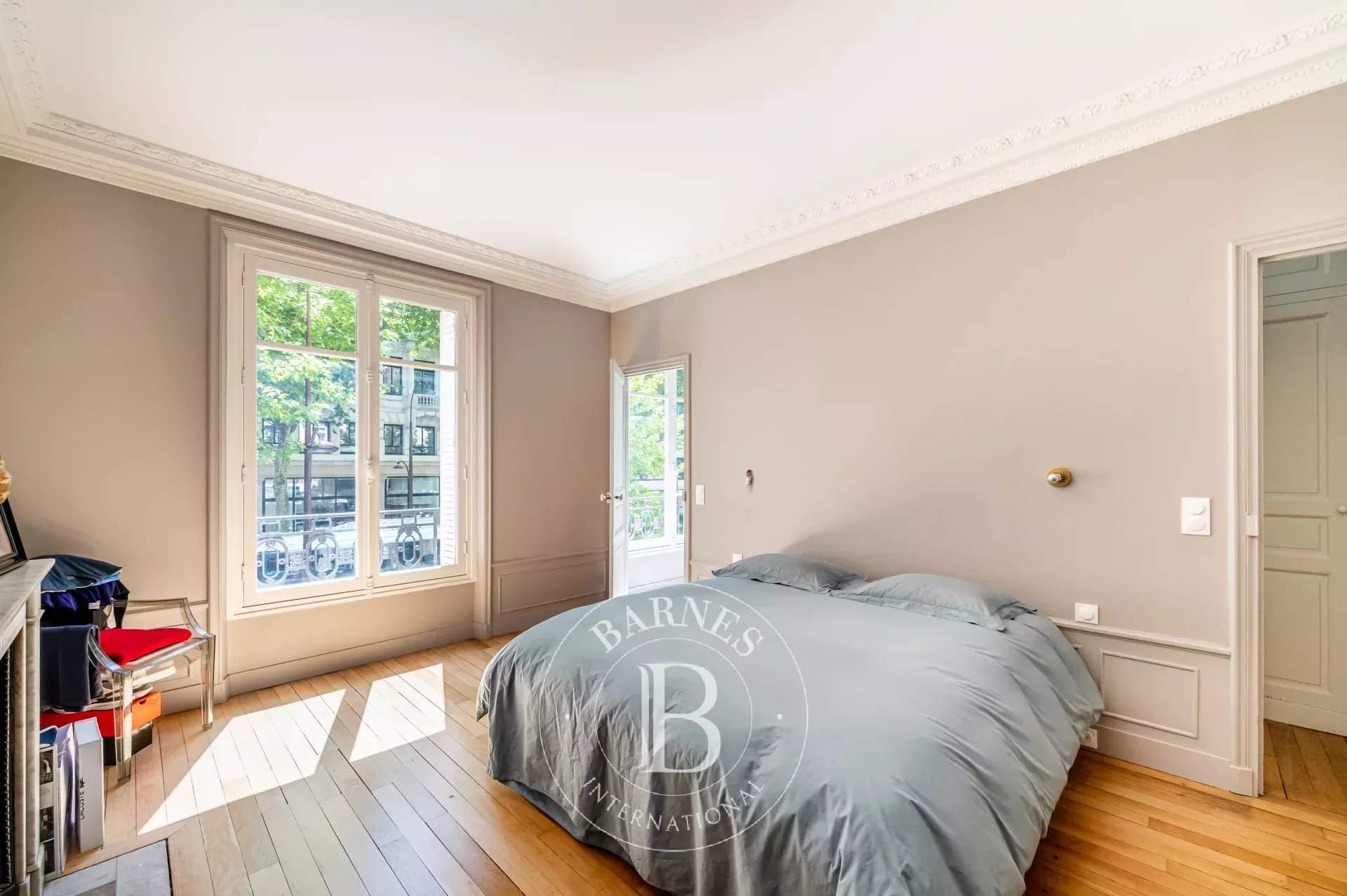 Neuilly-sur-Seine  - Appartement 5 Pièces 3 Chambres - picture 10