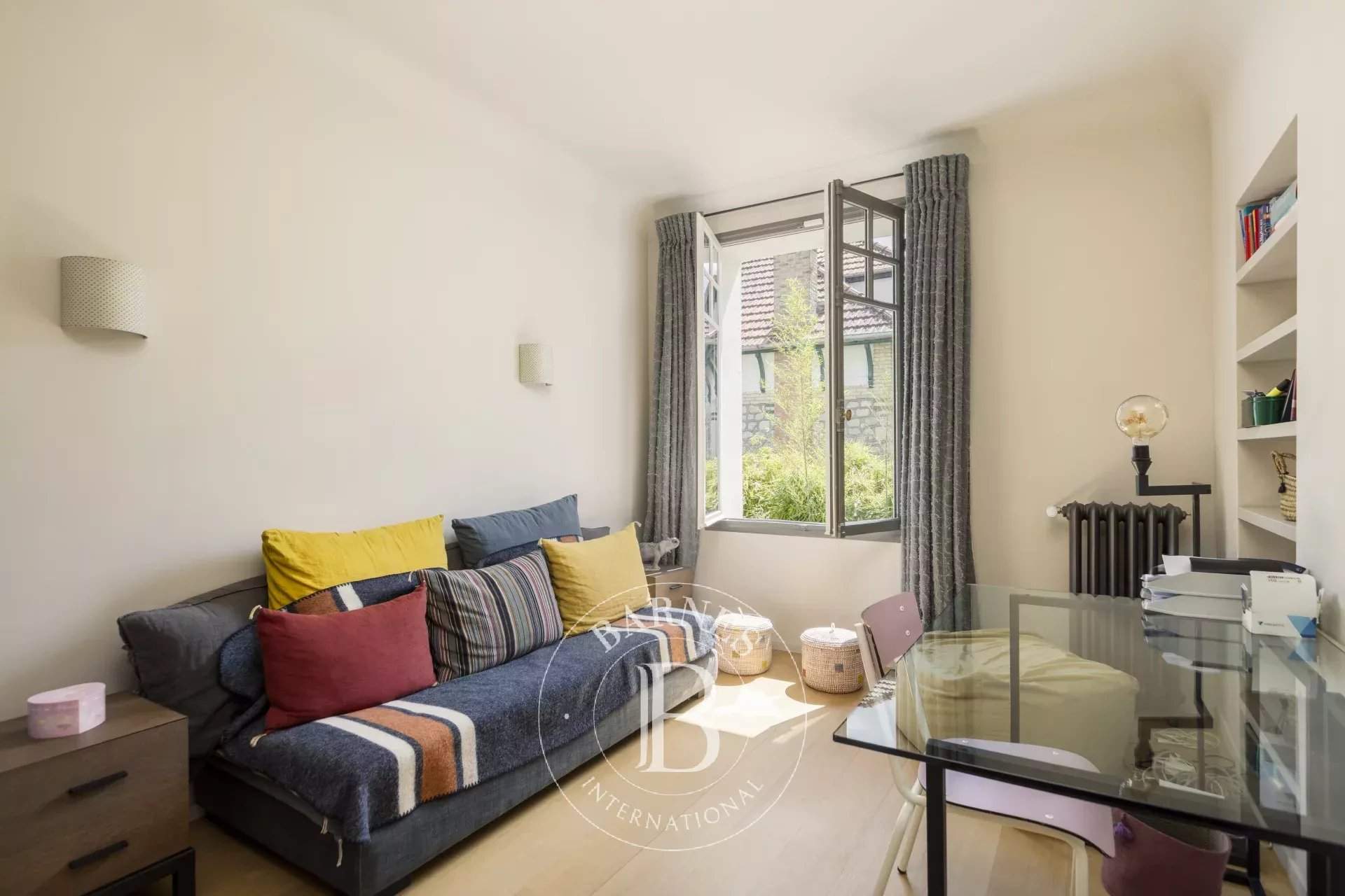 Neuilly-sur-Seine  - Mansion 5 Bedrooms - picture 15