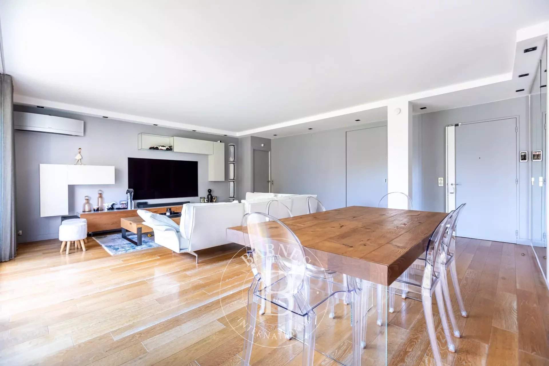 Neuilly-sur-Seine  - Appartement 5 Pièces 4 Chambres - picture 8