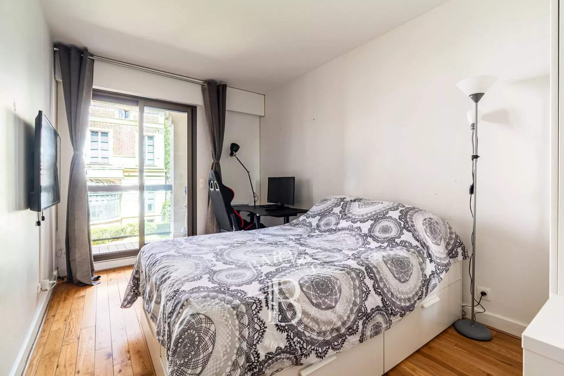 Neuilly-sur-Seine  - Piso 5 Cuartos 3 Habitaciones - picture 8