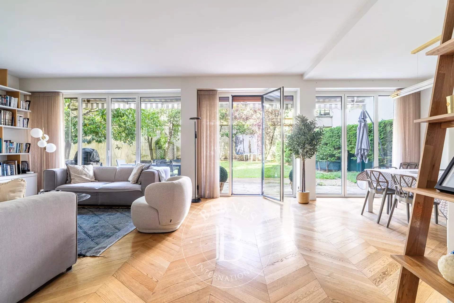 Neuilly-sur-Seine  - Appartement 5 Pi&egrave;ces 3 Chambres - picture 12