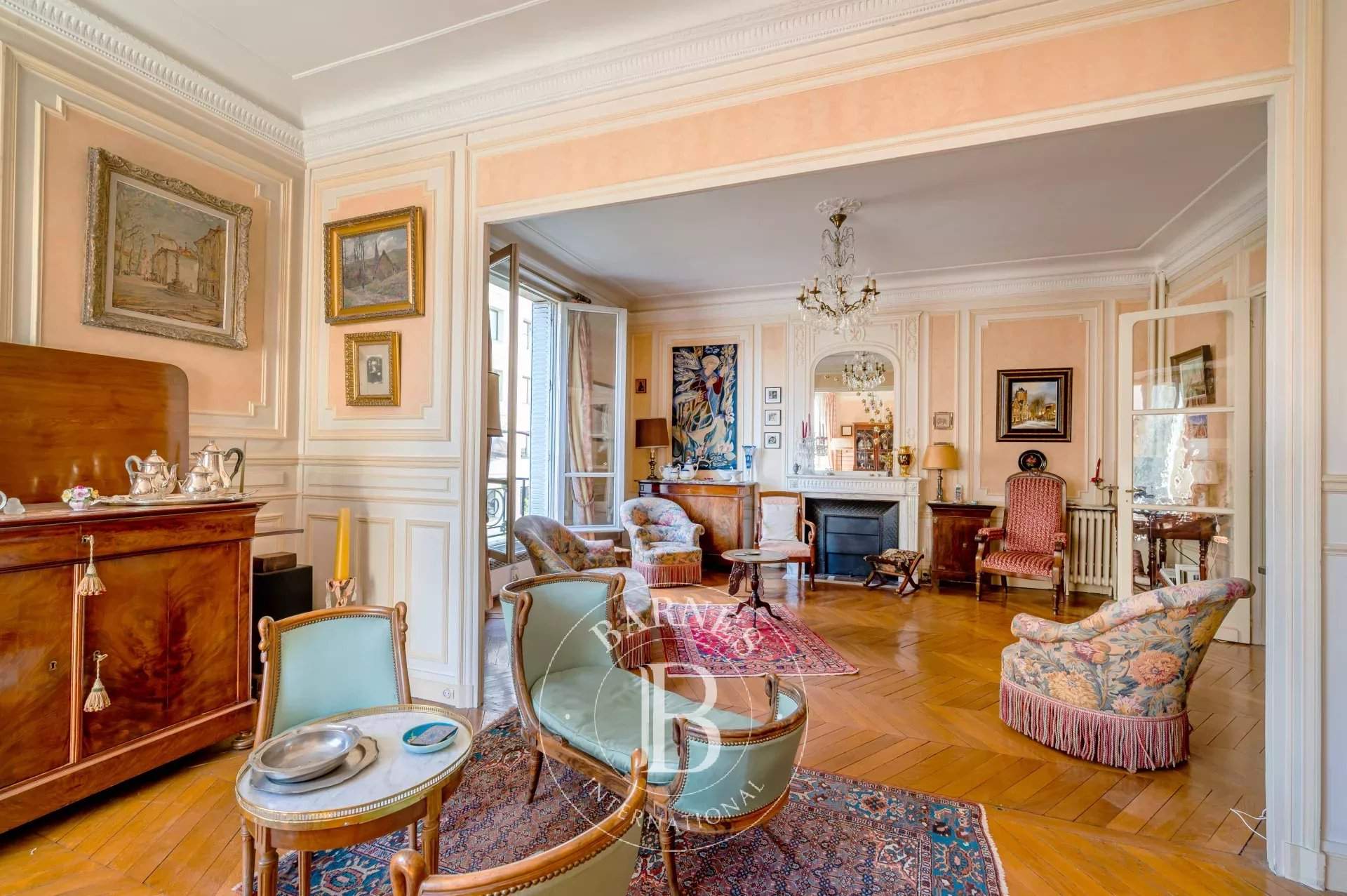 Neuilly-sur-Seine  - Appartement 7 Pièces 4 Chambres - picture 4