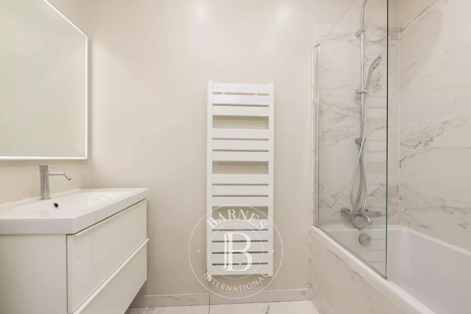 Neuilly-sur-Seine  - Piso 9 Cuartos 4 Habitaciones - picture 19