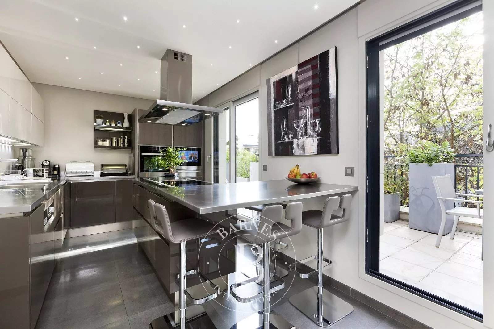 Neuilly-sur-Seine  - Apartment 3 Bedrooms - picture 9