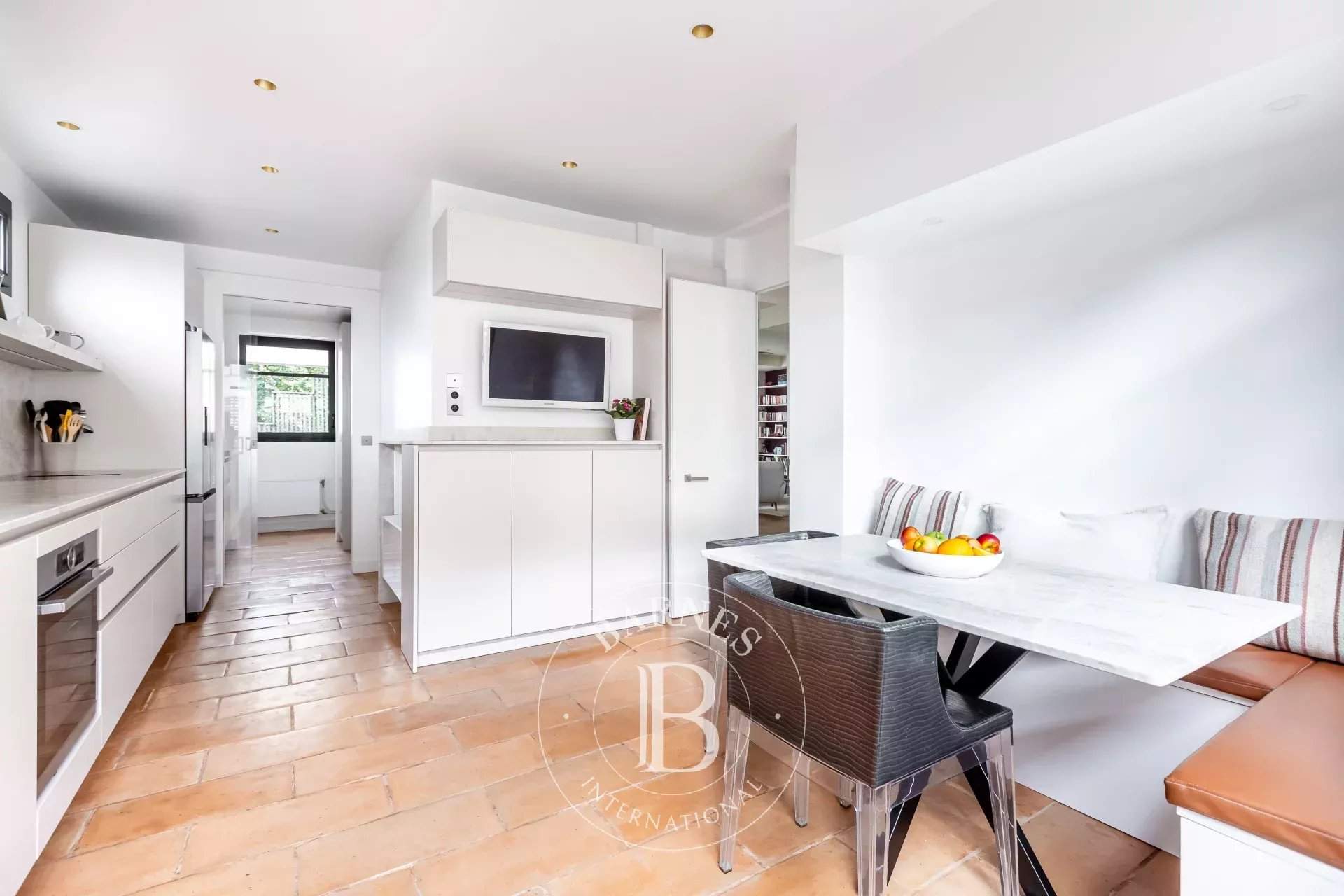 Neuilly-sur-Seine  - Piso 10 Cuartos 5 Habitaciones - picture 9