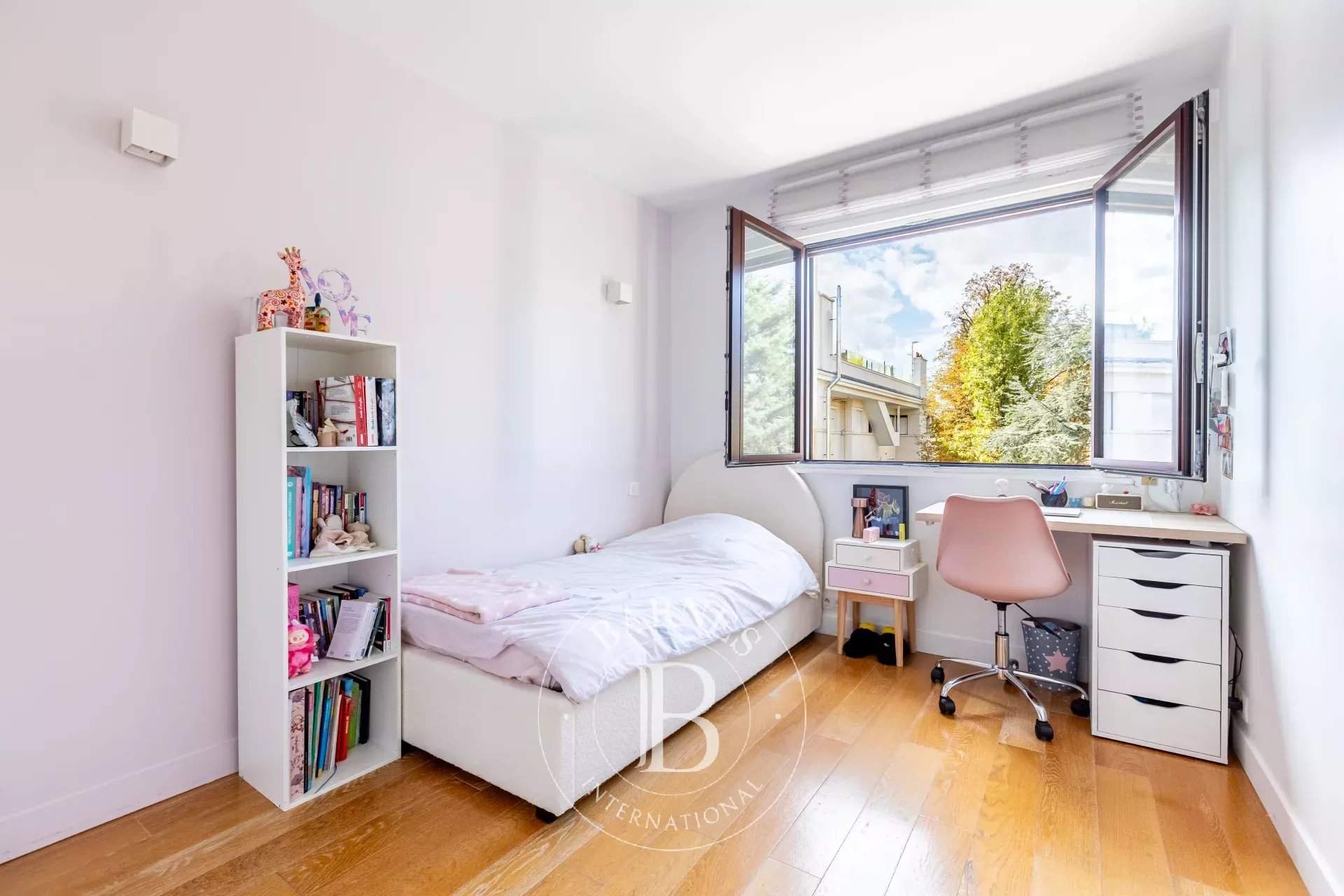 Neuilly-sur-Seine  - Appartement 5 Pièces 4 Chambres - picture 14