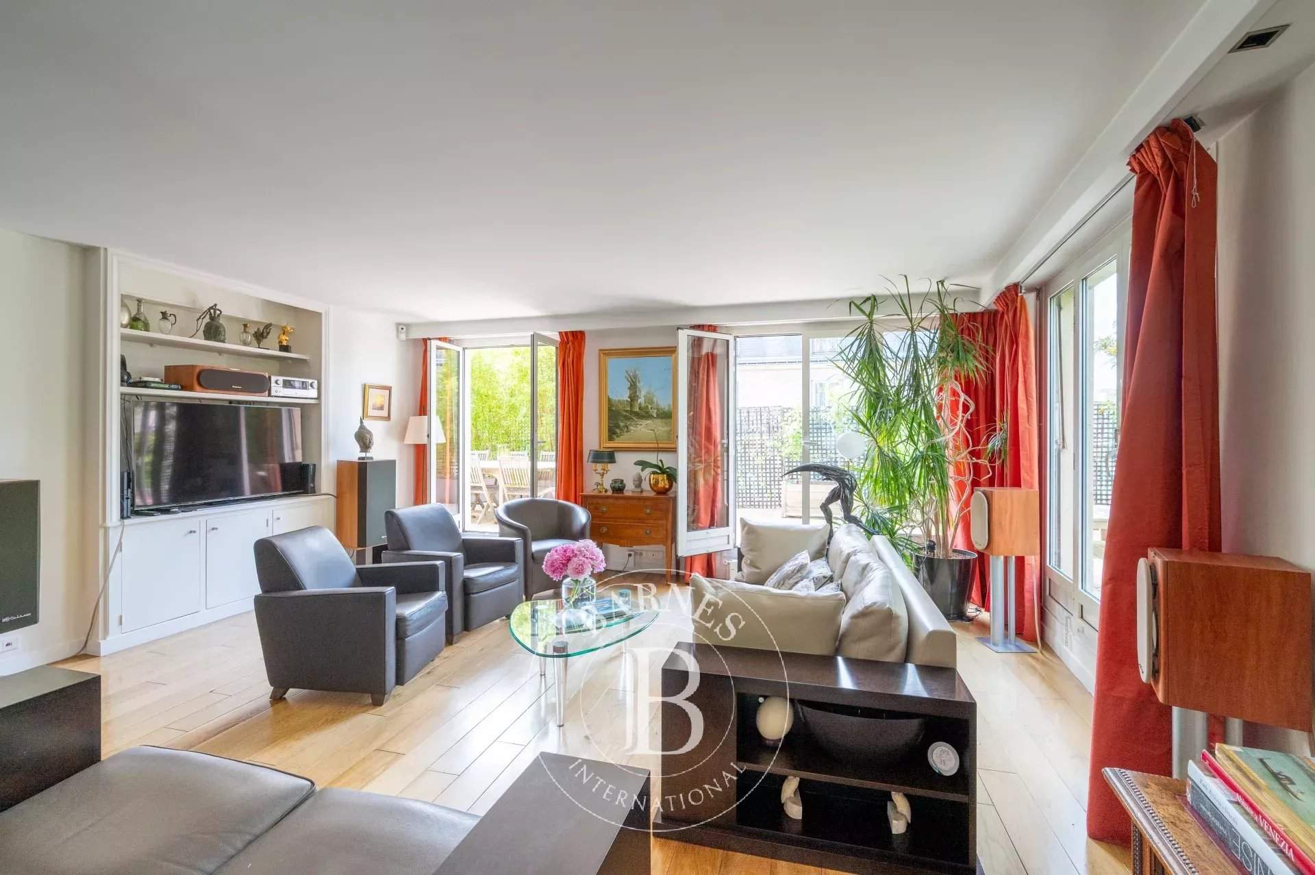 Neuilly-sur-Seine  - Appartement 6 Pièces 4 Chambres - picture 8