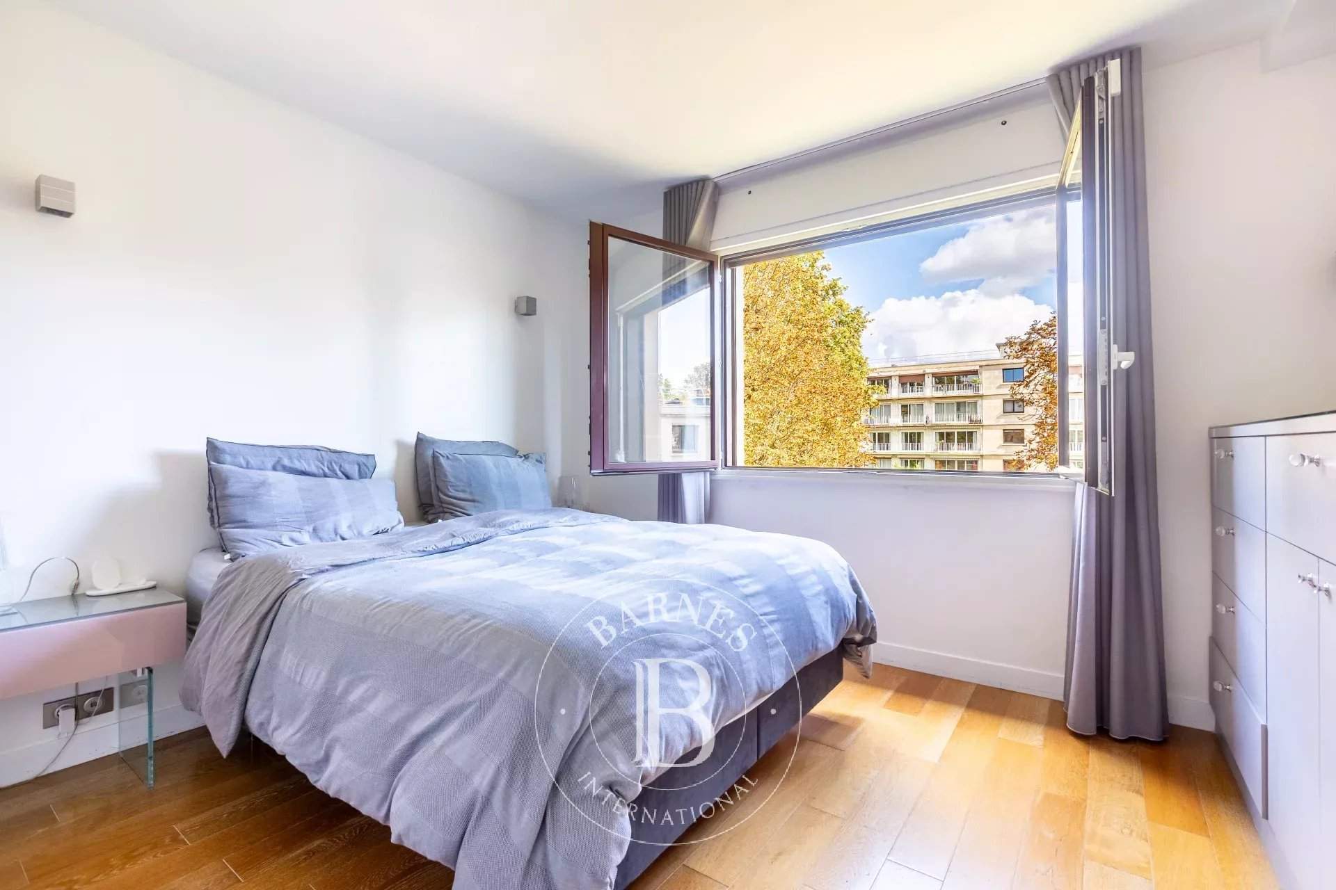 Neuilly-sur-Seine  - Appartement 5 Pièces 4 Chambres - picture 12