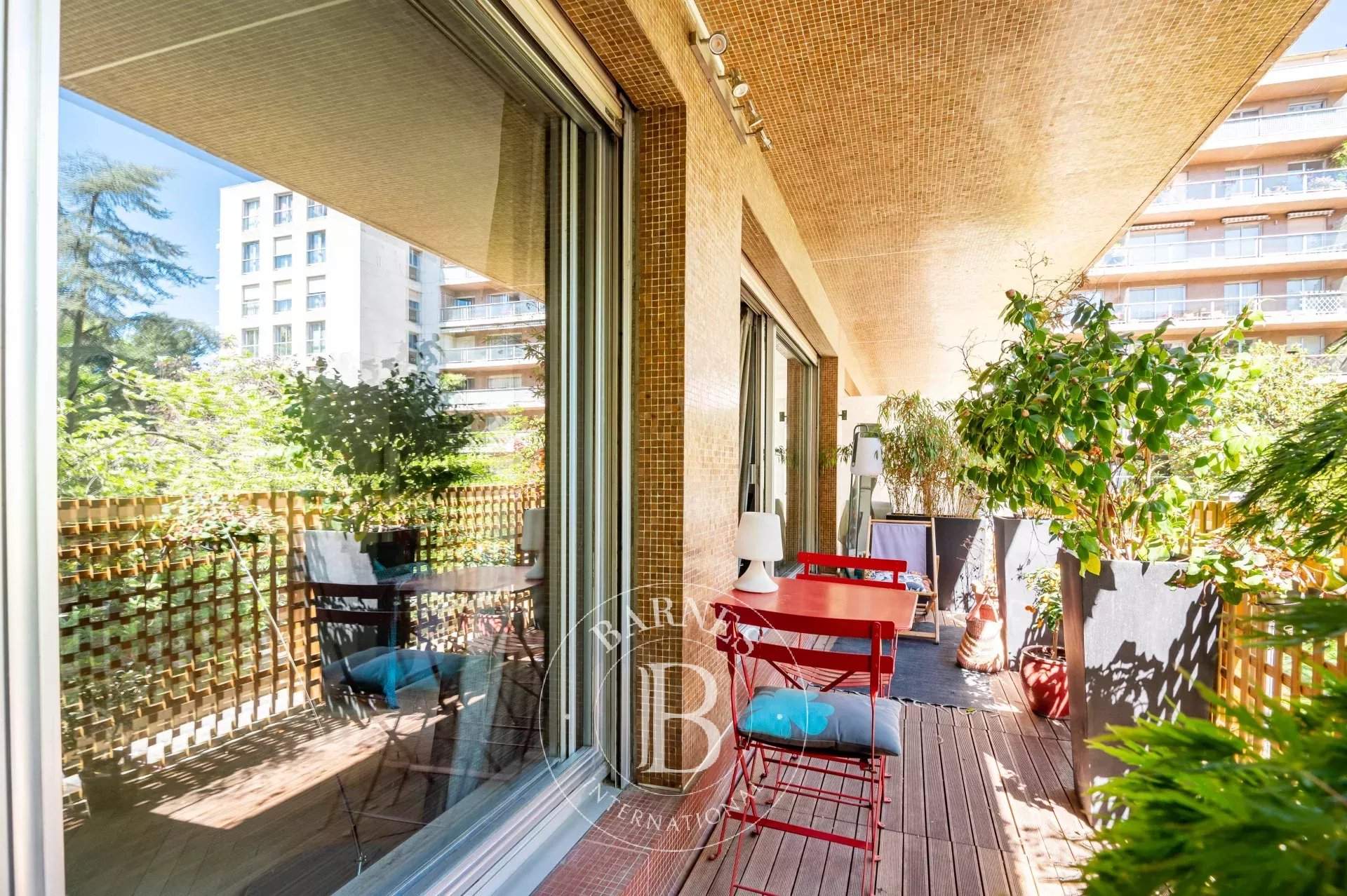 Neuilly-sur-Seine  - Appartement 5 Pièces 3 Chambres - picture 18