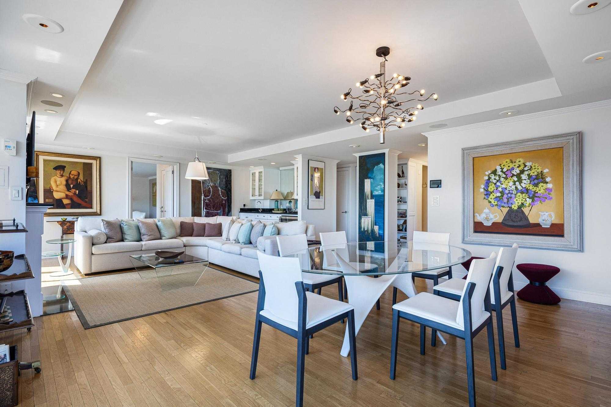 New York  - House 3 Bedrooms