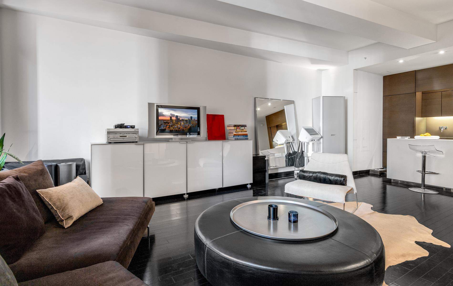 New York  - Apartment  - picture 2