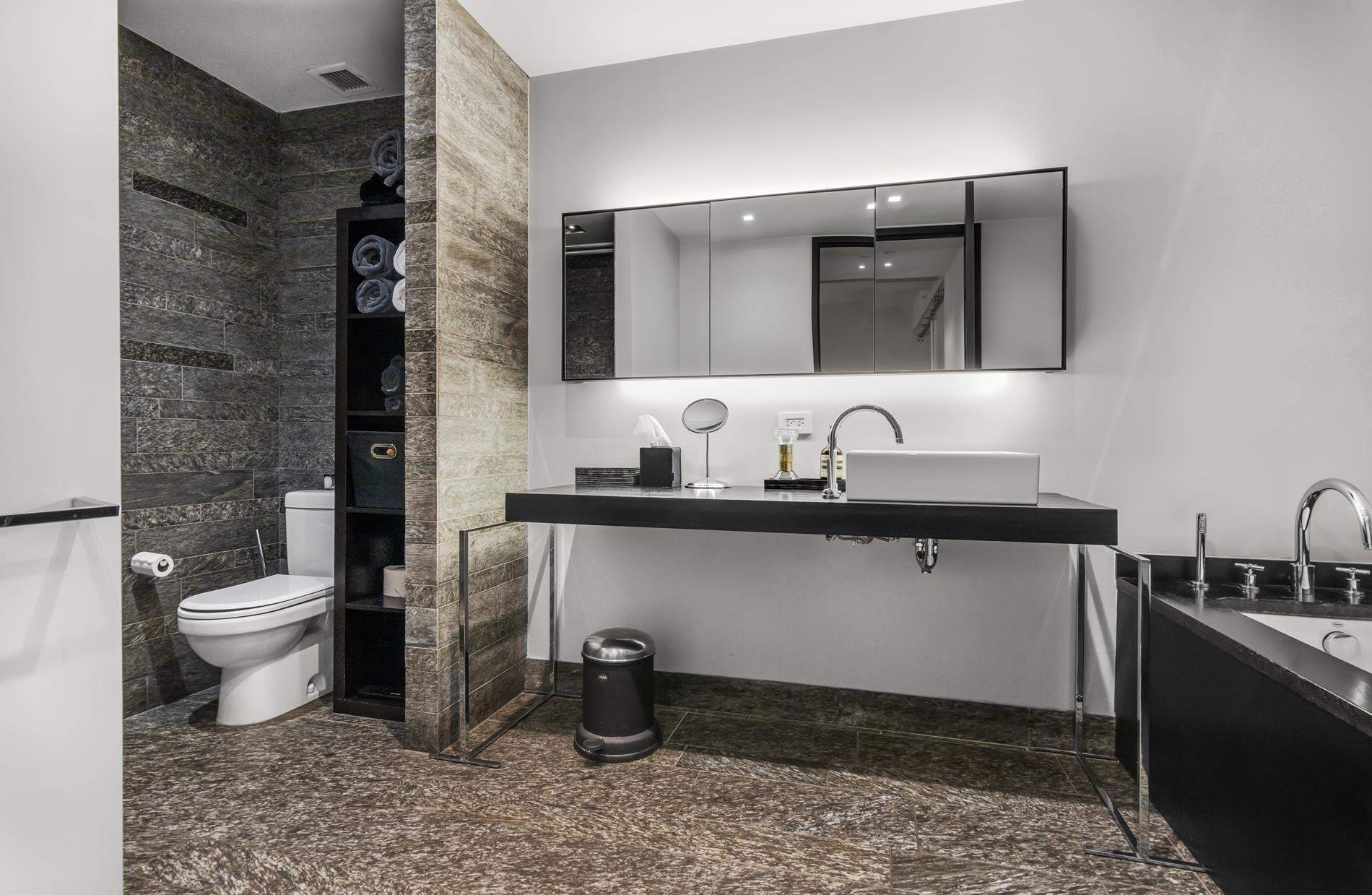 New York  - Apartment  - picture 8