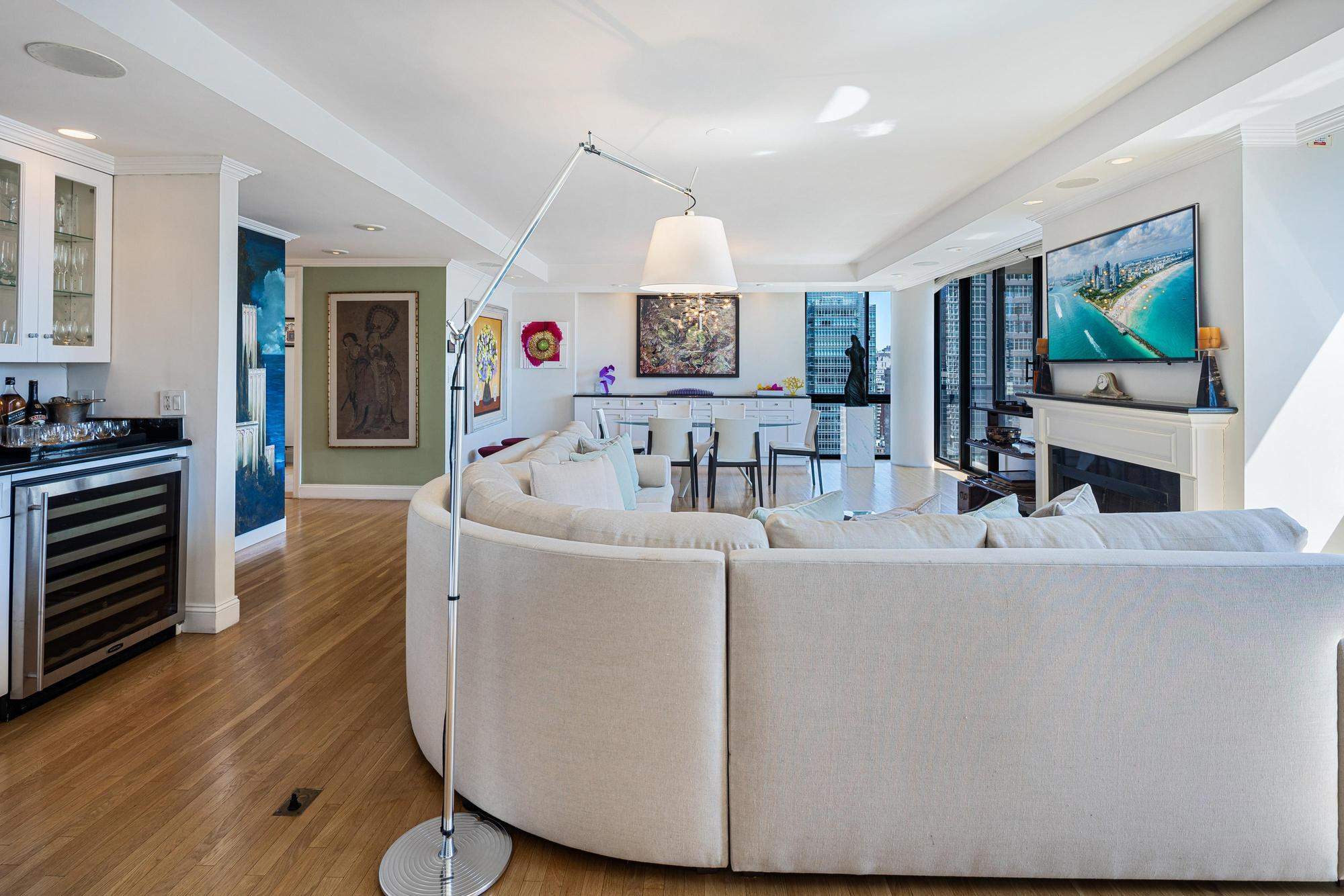 New York  - House 3 Bedrooms - picture 5