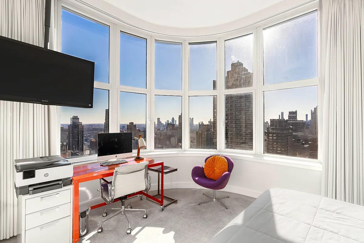 New York  - Apartment 4 Bedrooms - picture 20