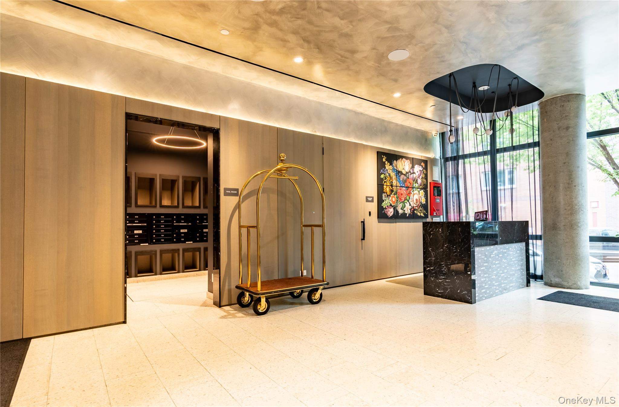 New York  - Apartment  - picture 11