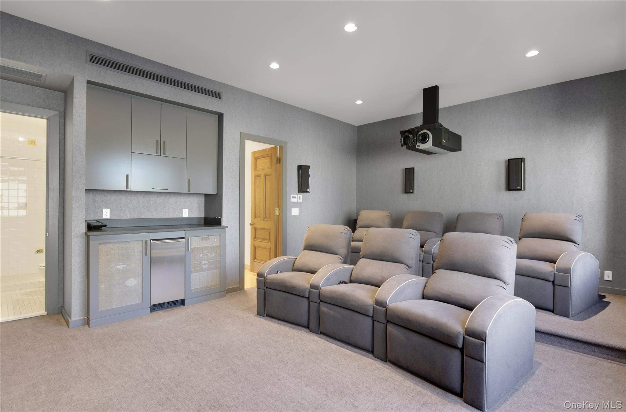 New York  - House 5 Bedrooms - picture 18