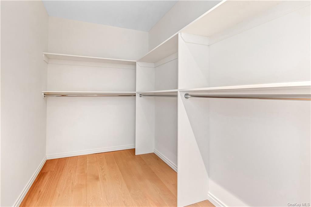 New York  - Apartment 3 Bedrooms - picture 16