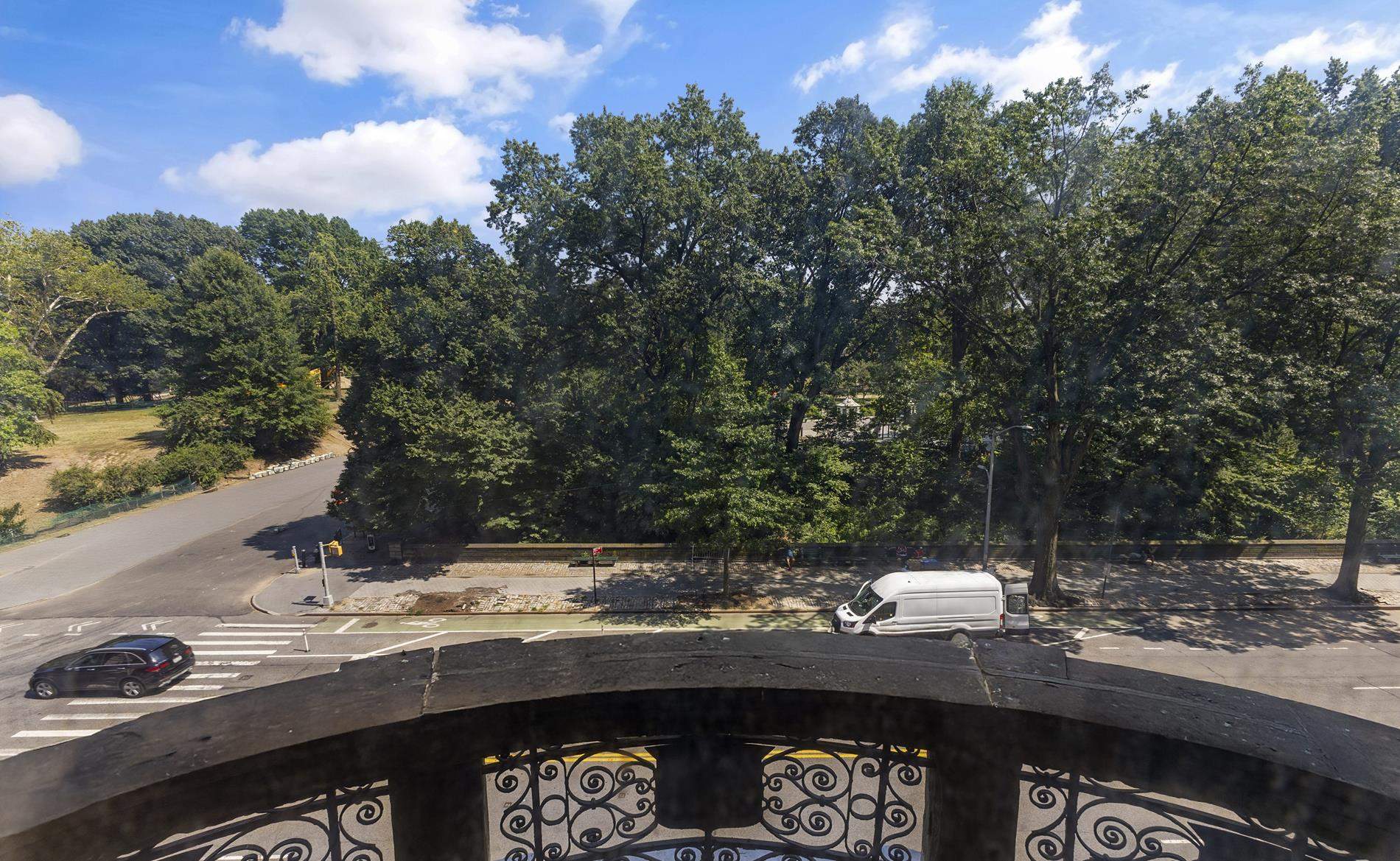 New York  - House 5 Bedrooms - picture 11