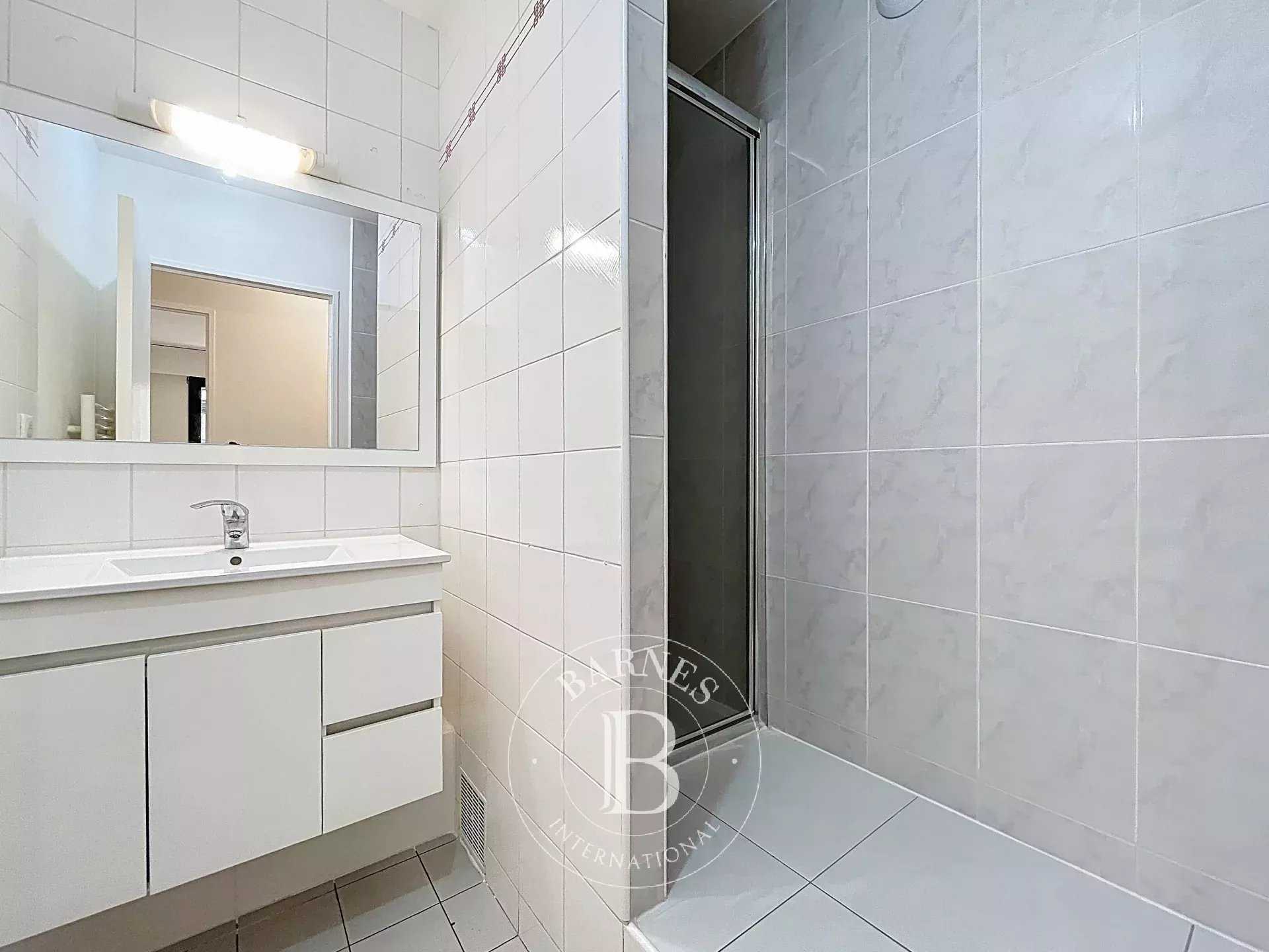 Boulogne-Billancourt  - Apartment 4 Bedrooms