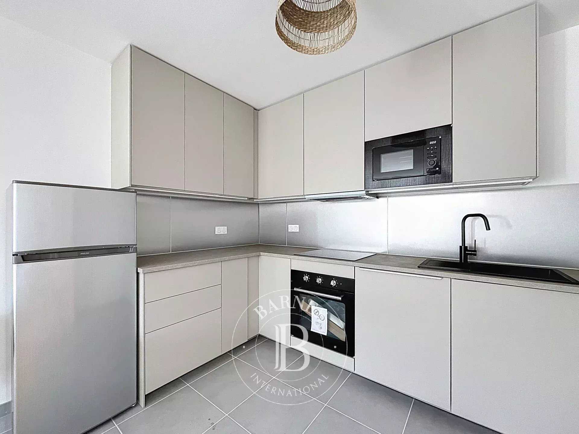 Meudon  - Piso 2 Cuartos, 1 Habitacion