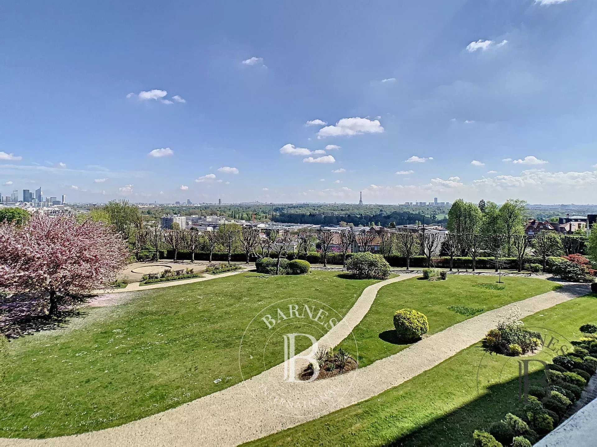 Saint-Cloud  - Apartment 4 Bedrooms