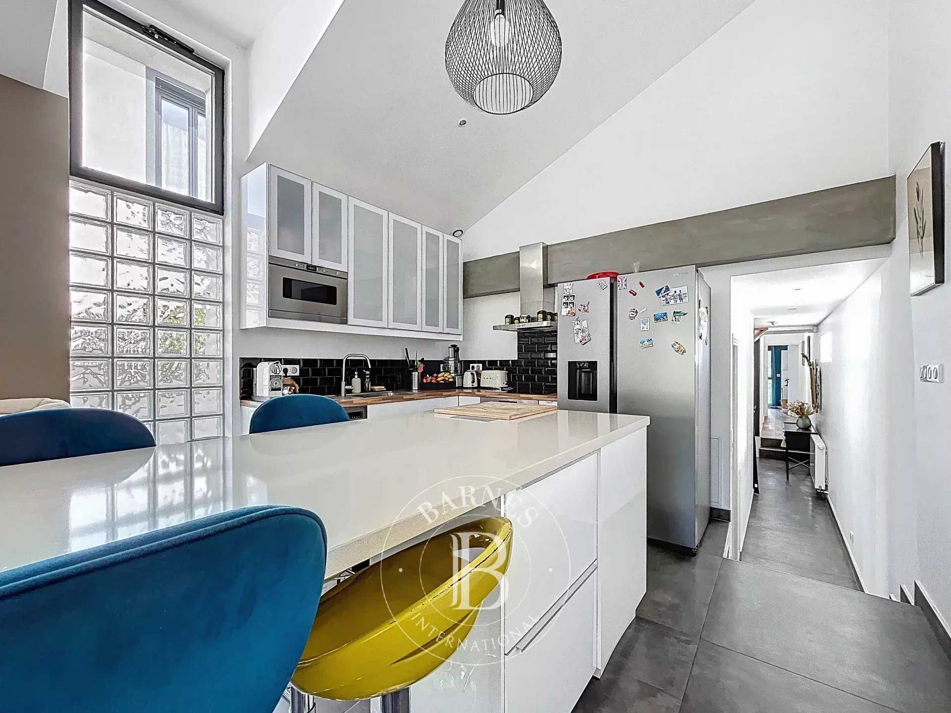 Rueil-Malmaison  - House 4 Bedrooms