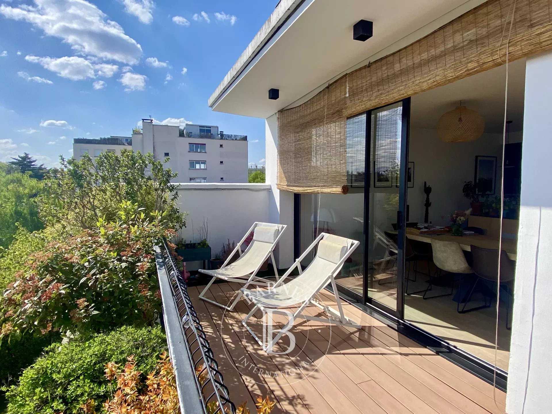 Suresnes  - Piso 4 Cuartos 3 Habitaciones