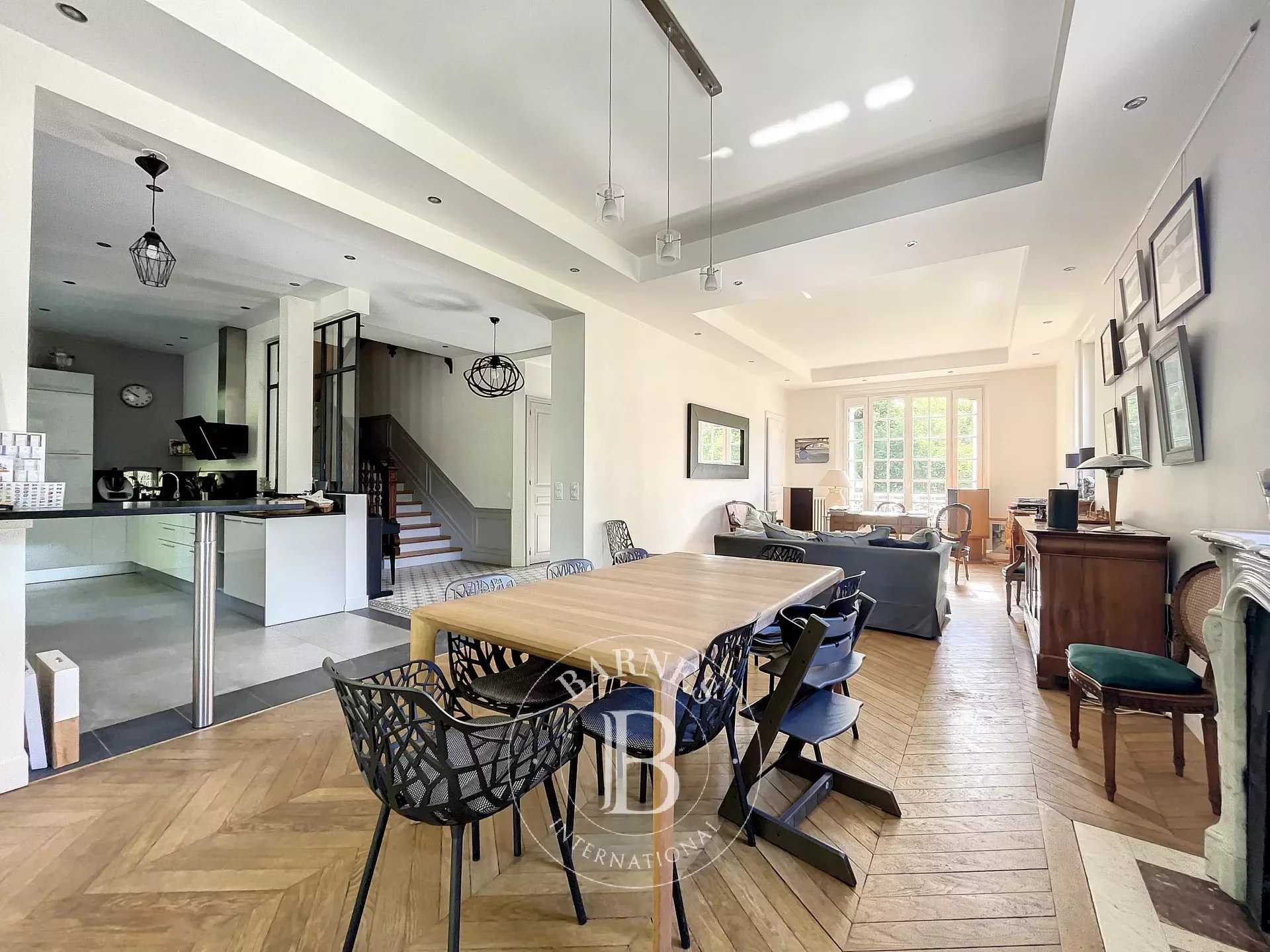 Orgeval  - House 7 Bedrooms