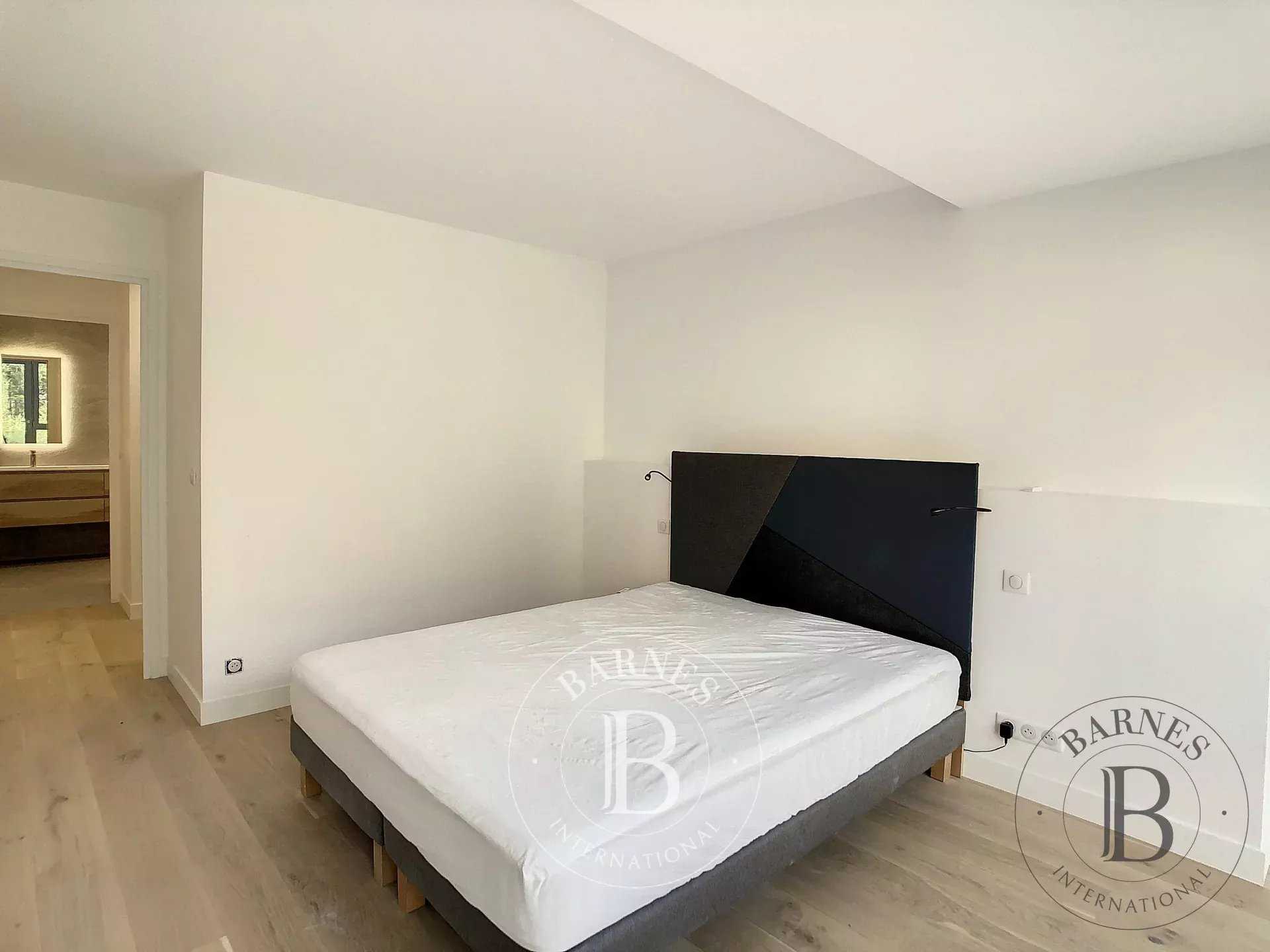 Chaville  - Casa 7 Cuartos 5 Habitaciones