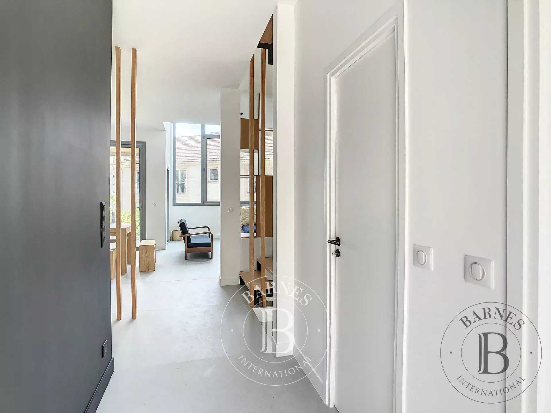 Chaville  - House 5 Bedrooms