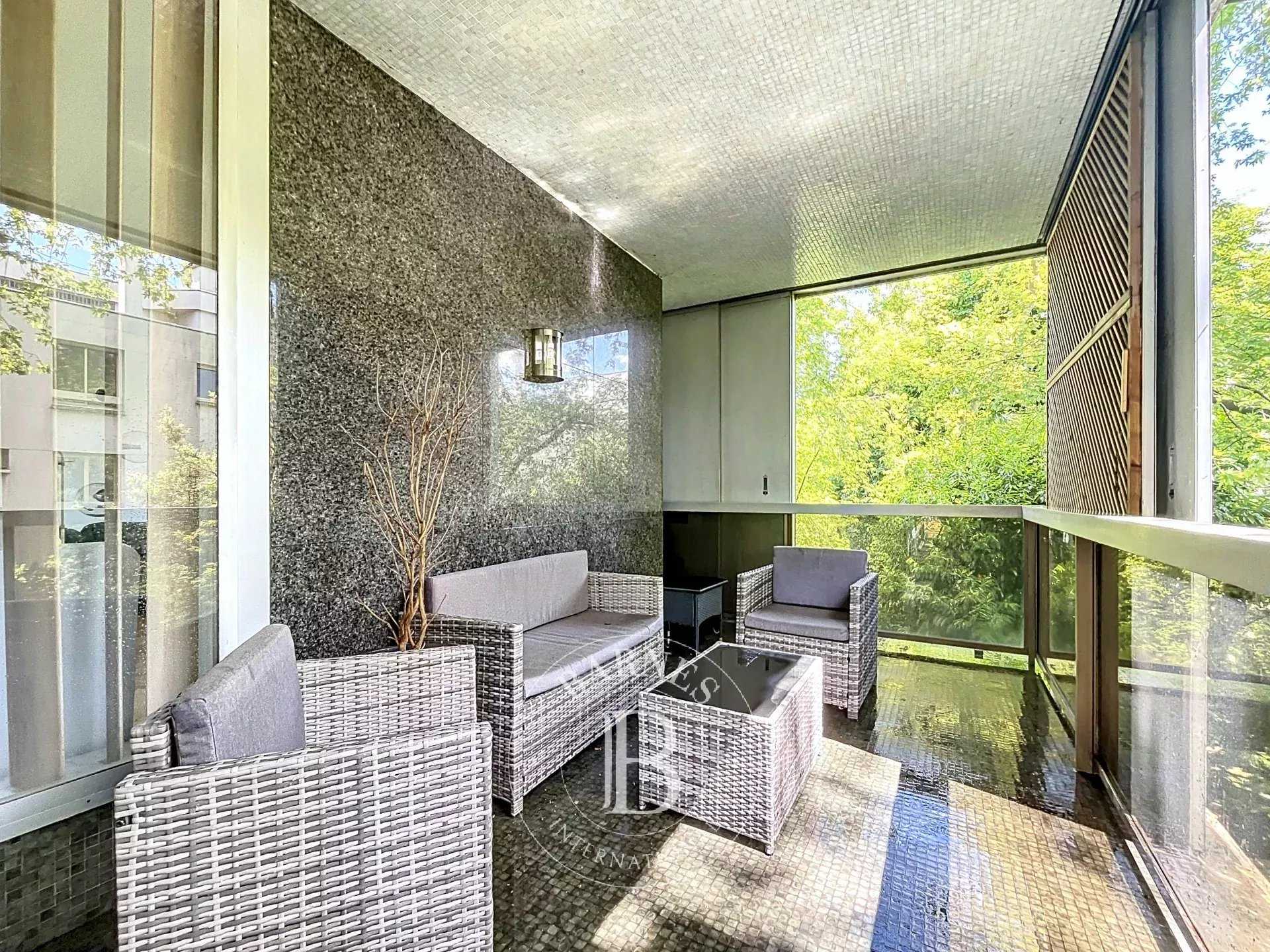 Boulogne-Billancourt  - Apartment 2 Bedrooms