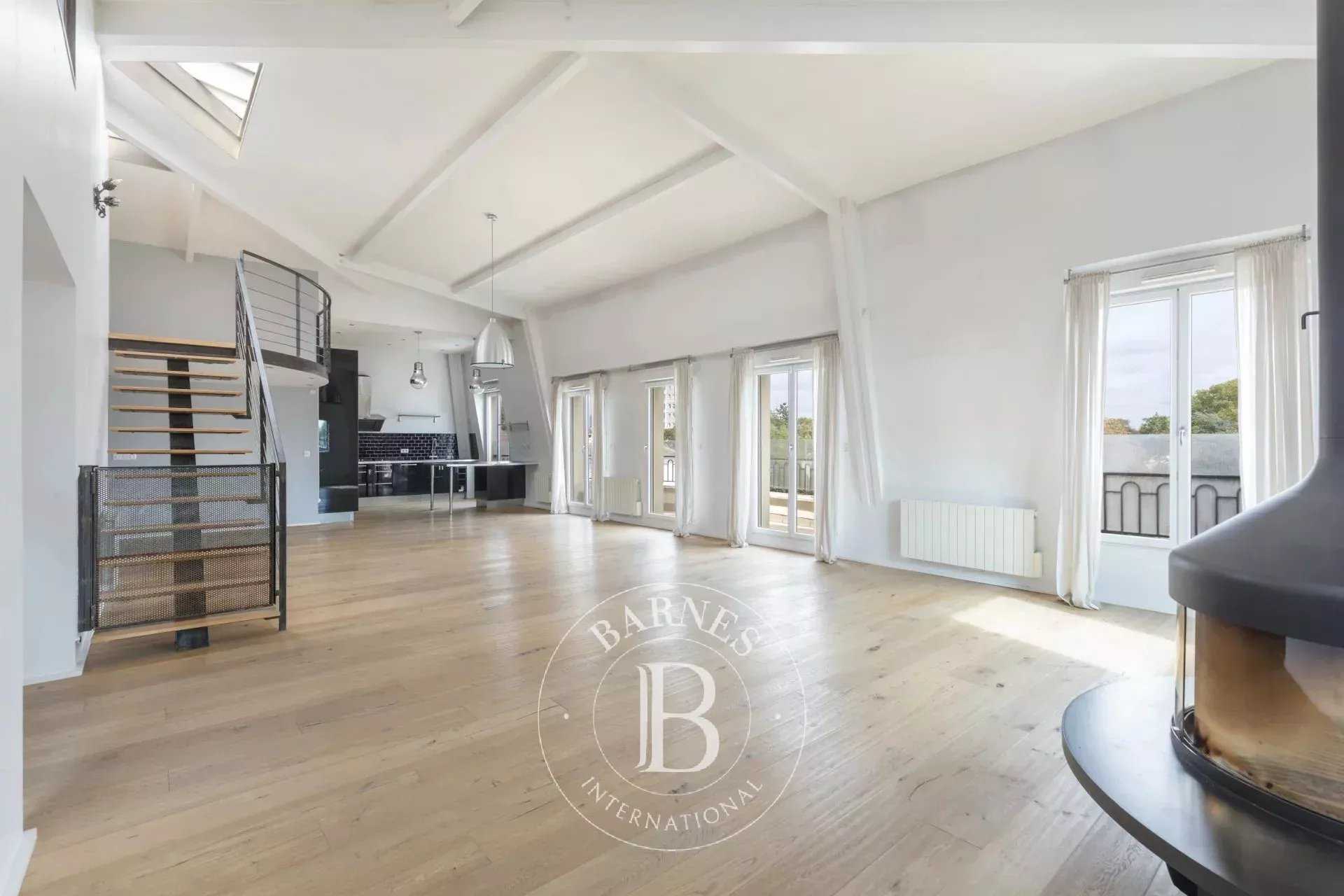 Saint-Cloud  - Apartment 4 Bedrooms
