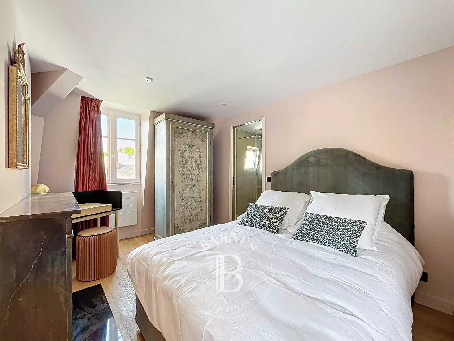 Versailles  - Apartment 2 Bedrooms