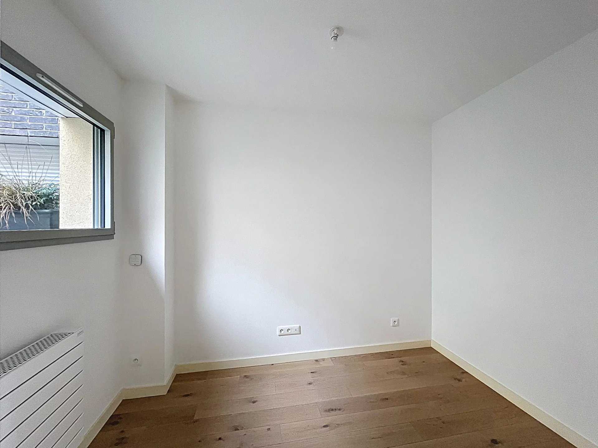 Rueil-Malmaison  - House 2 Bedrooms