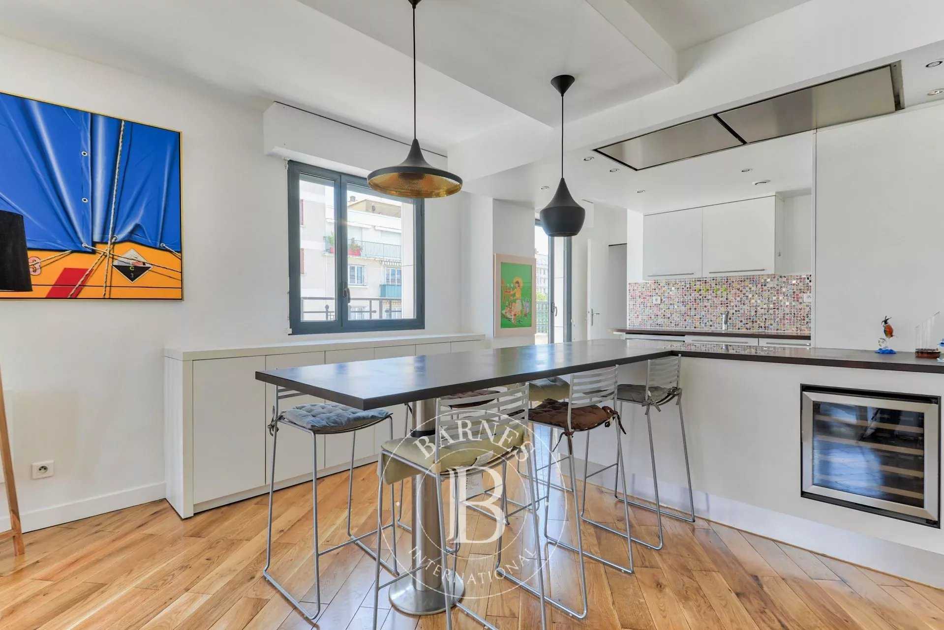 Boulogne-Billancourt  - Apartment 2 Bedrooms