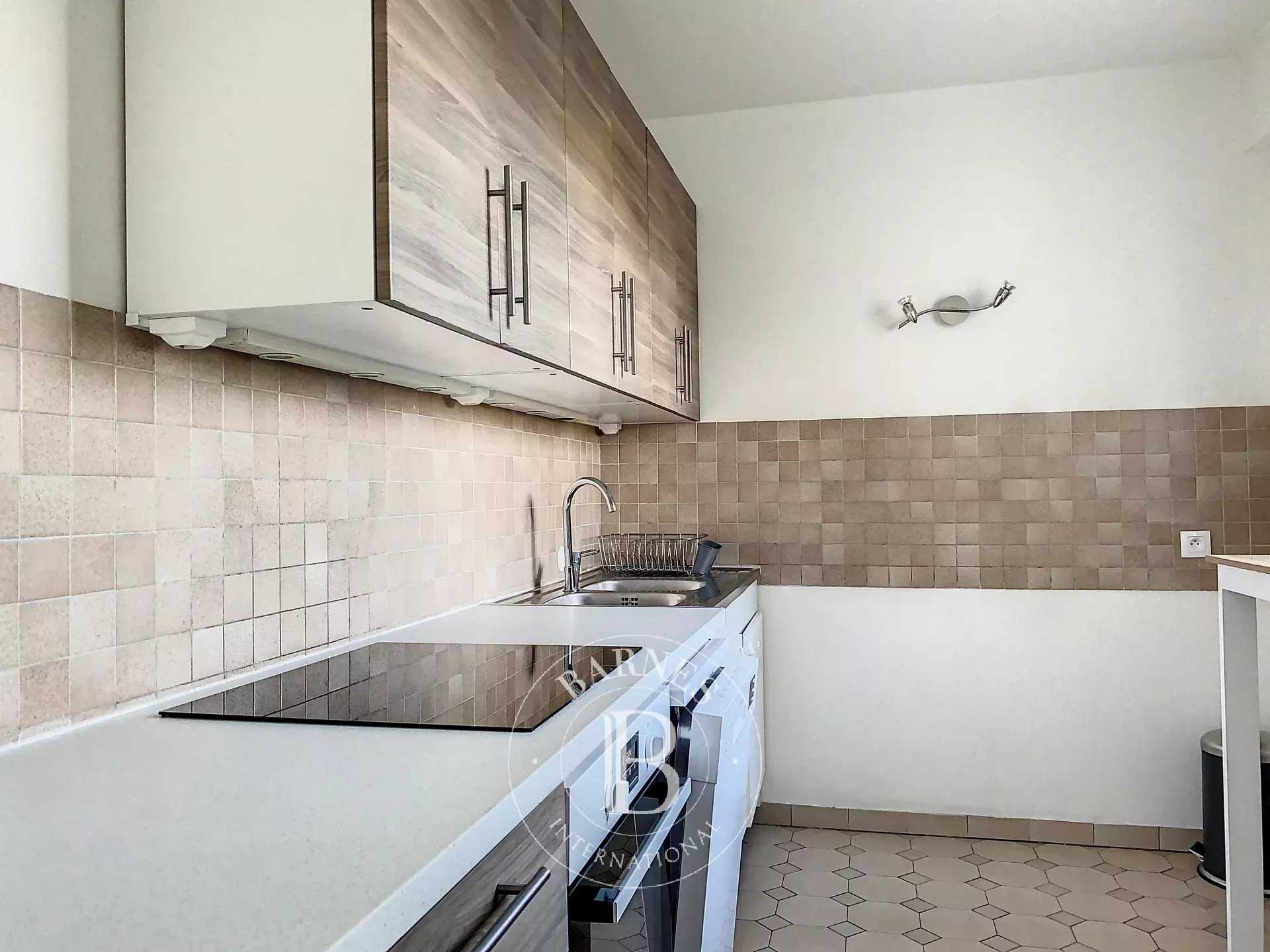 Boulogne-Billancourt  - Appartement 2 Pi&egrave;ces, 1 Chambre