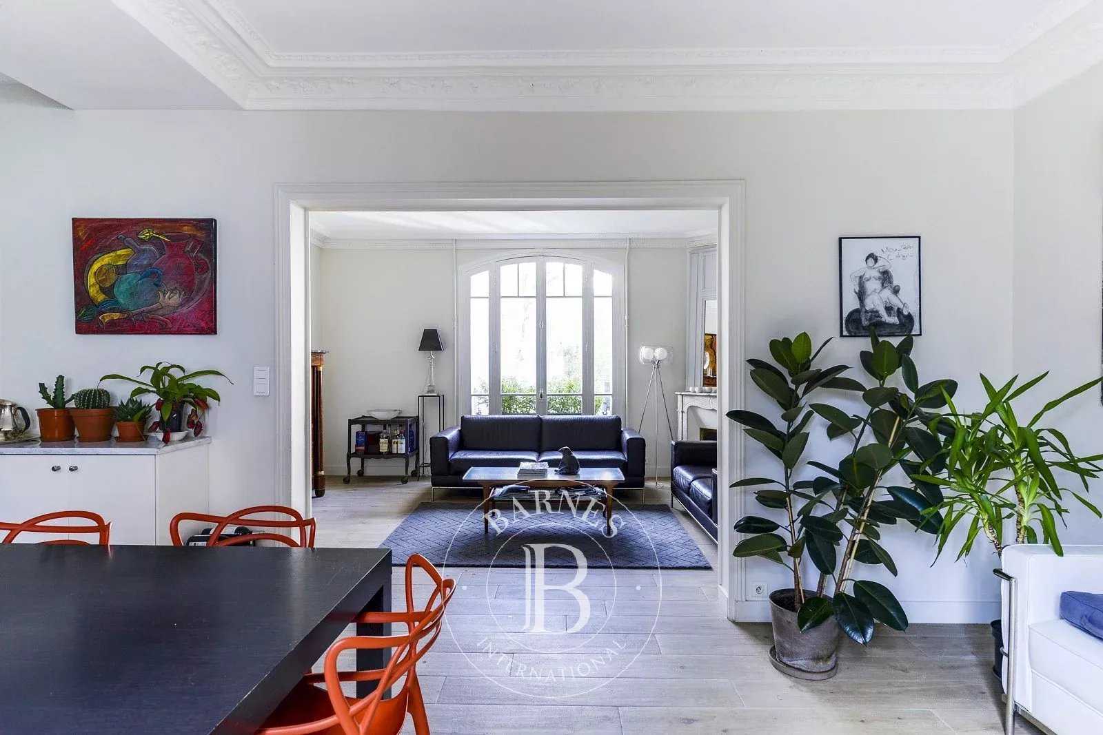 Boulogne-Billancourt  - Maison 10 Pi&egrave;ces 6 Chambres