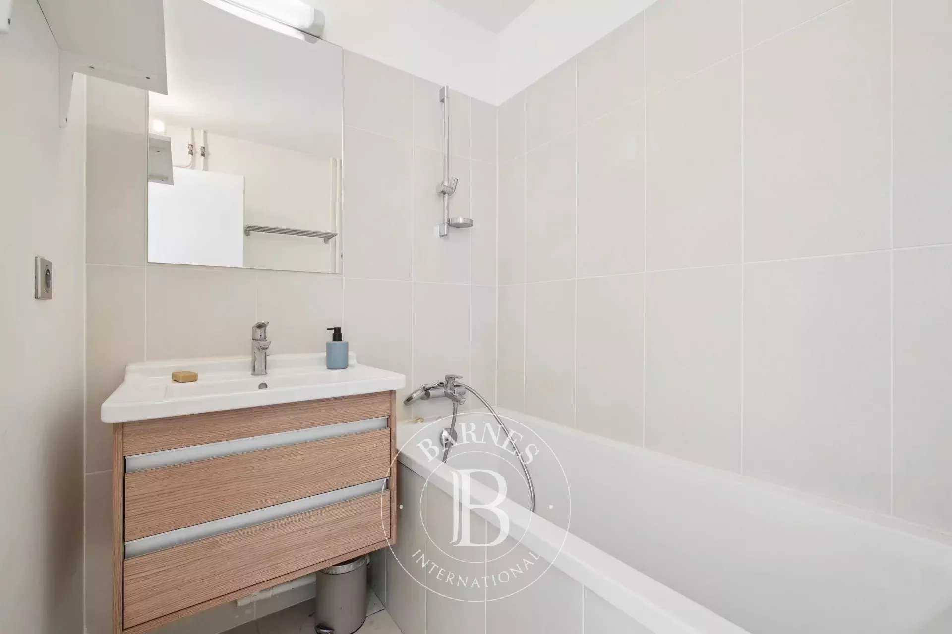 Versailles  - Appartement 2 Pièces, 1 Chambre