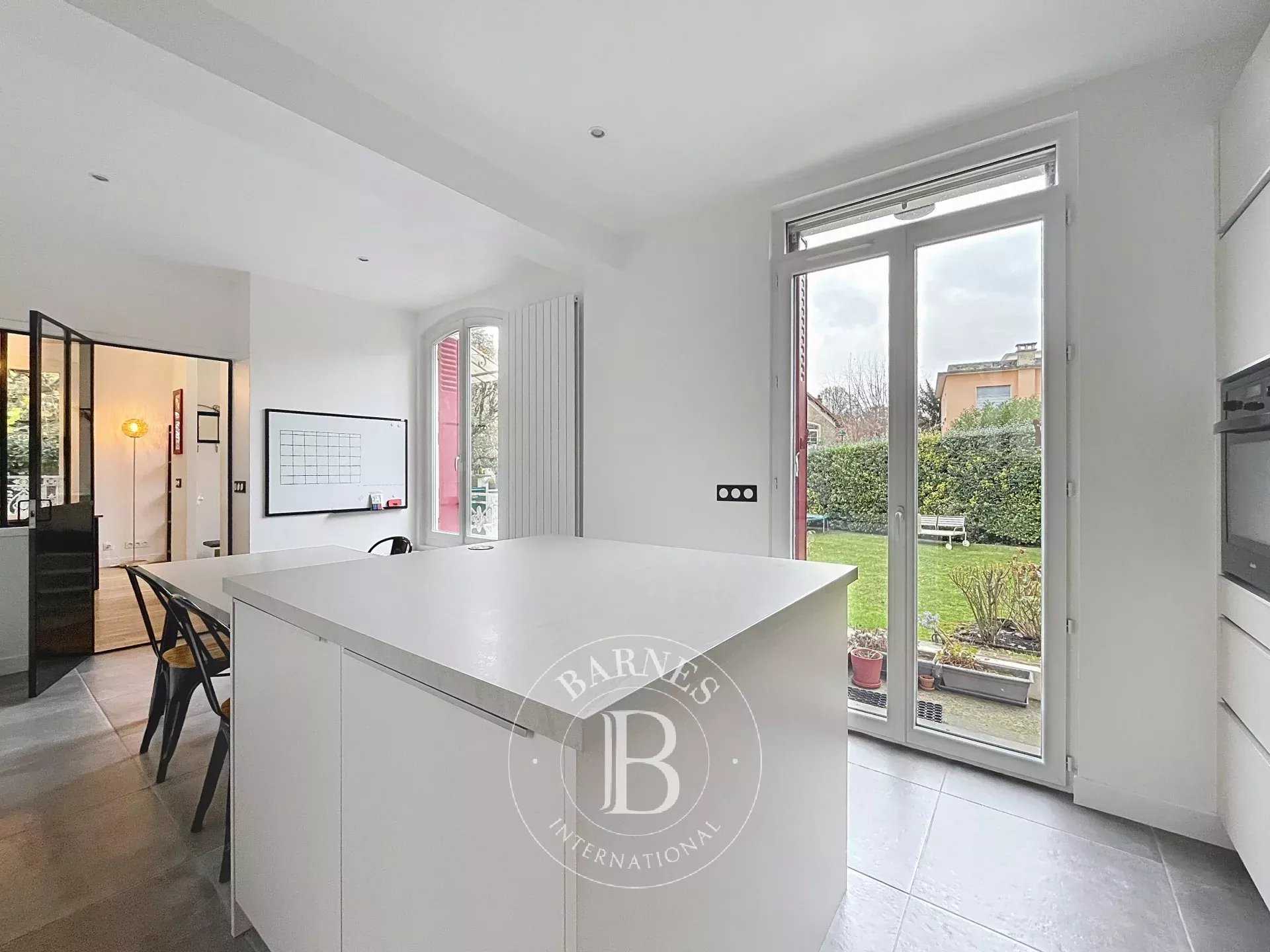 Ville-d'Avray  - House 6 Bedrooms