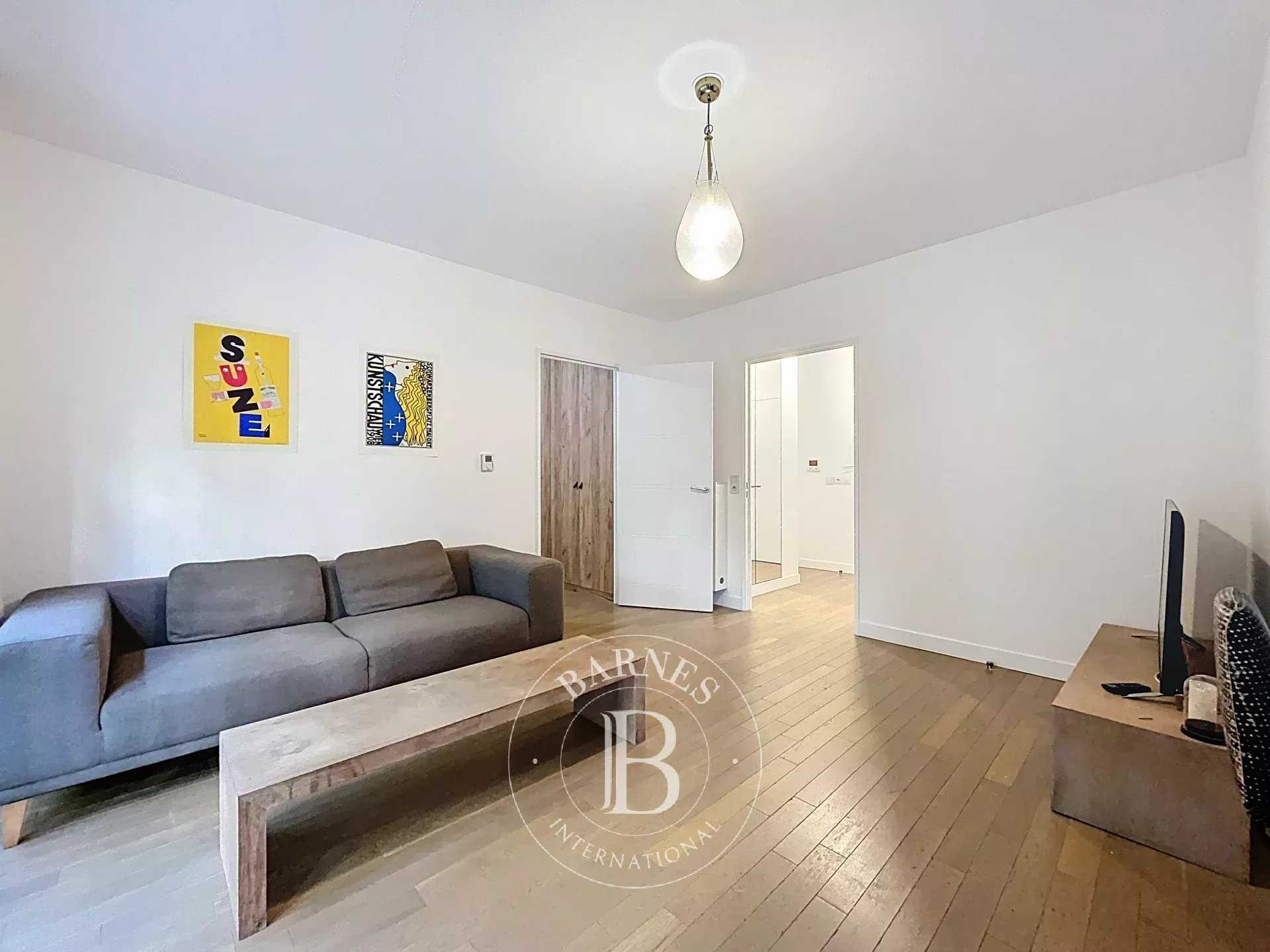 Boulogne-Billancourt  - Piso 2 Cuartos, 1 Habitacion