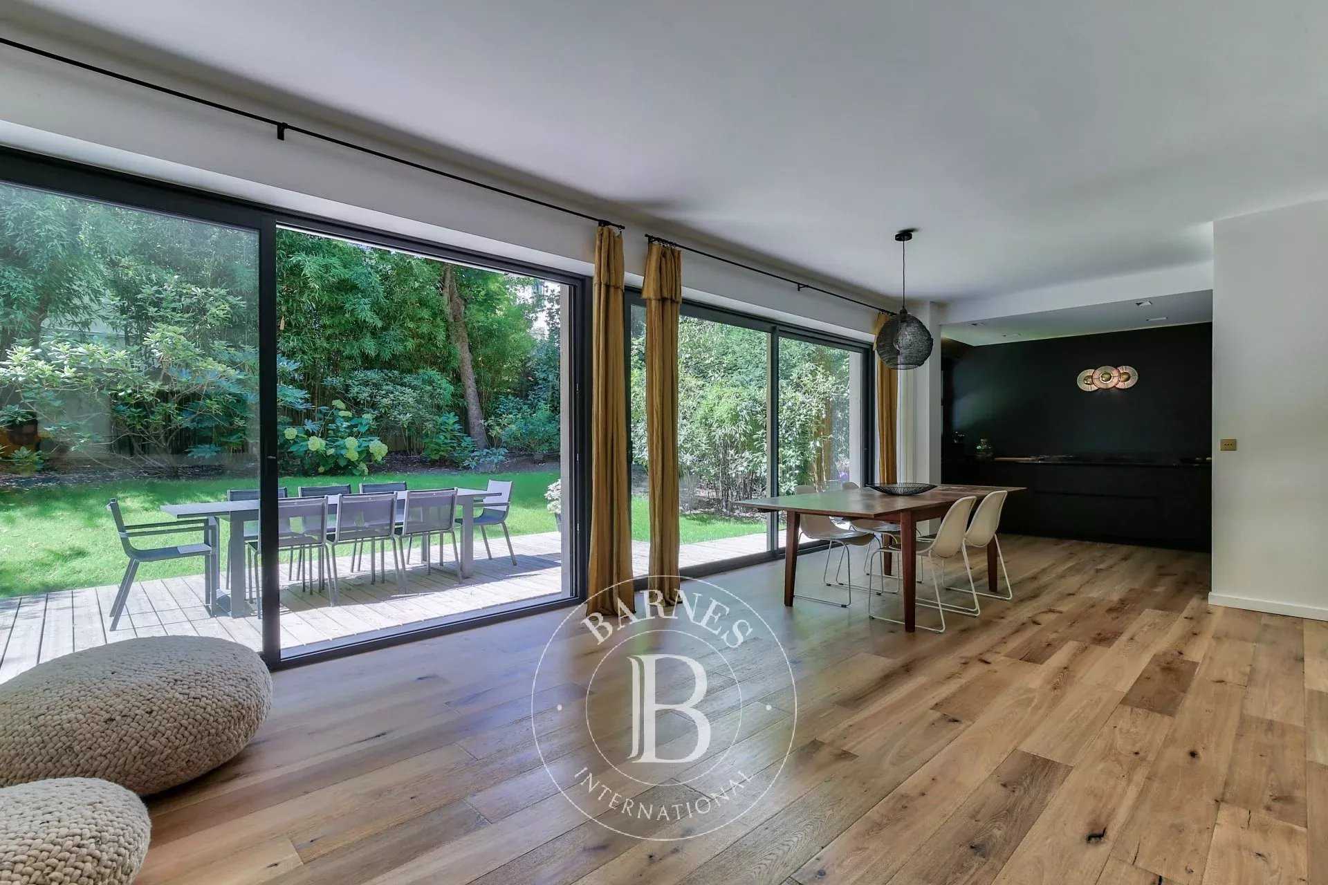 Boulogne-Billancourt  - Piso 5 Cuartos 3 Habitaciones