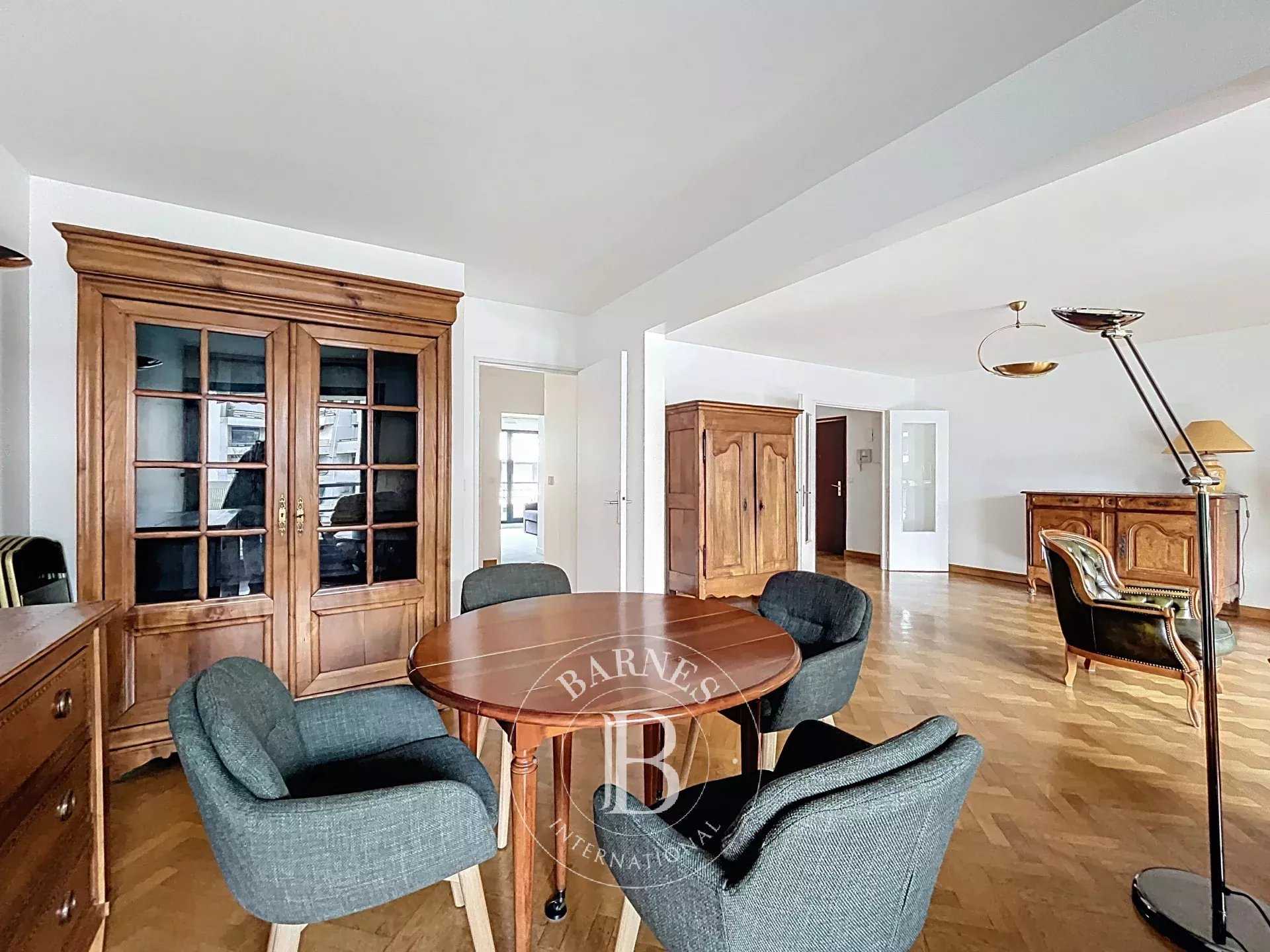 Boulogne-Billancourt  - Appartement 4 Pi&egrave;ces 2 Chambres