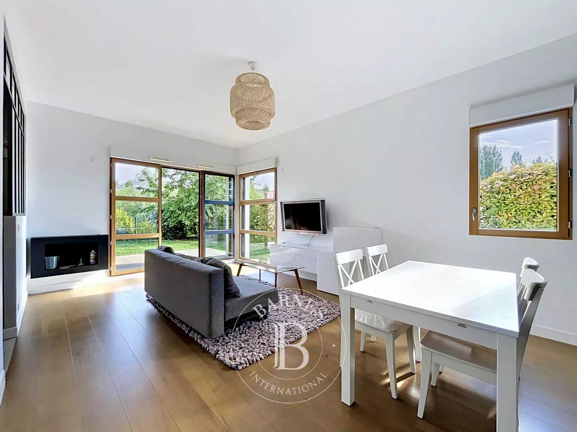 Apartment Marnes-la-Coquette  -  ref 86938029 (picture 2)