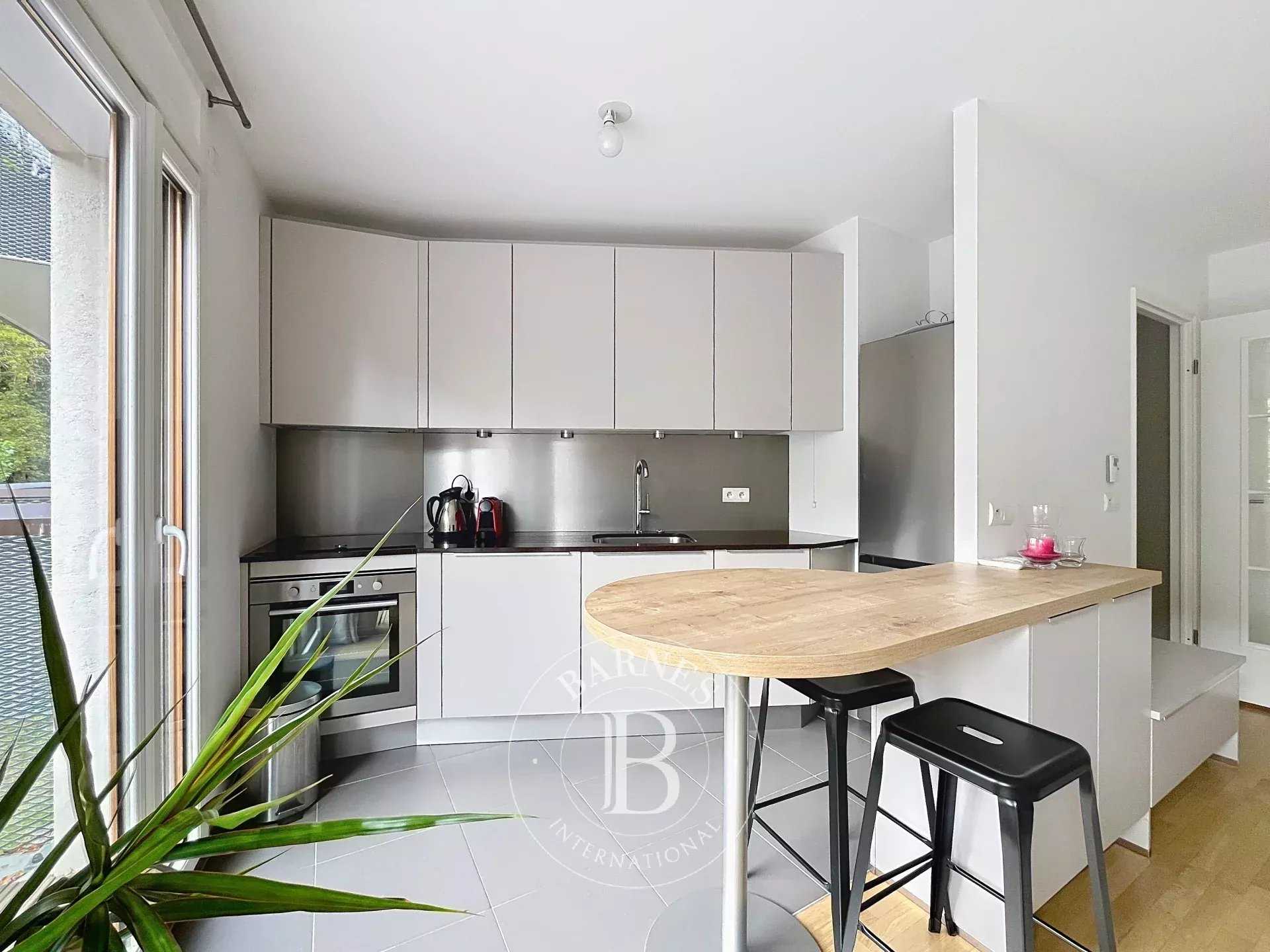 Apartment Versailles  -  ref 86069307 (picture 1)