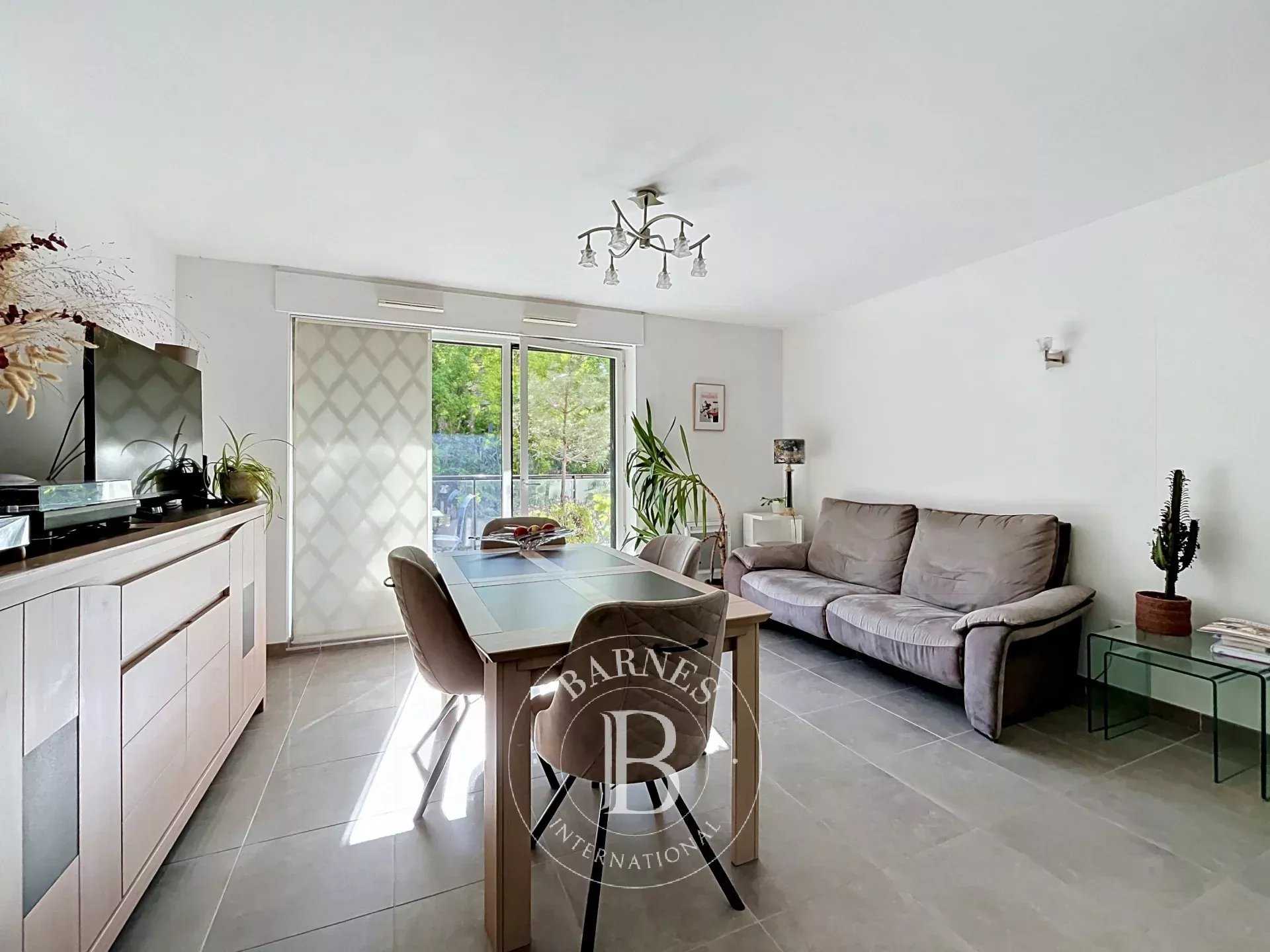 Apartment Saint-Cloud  -  ref 86947265 (picture 3)