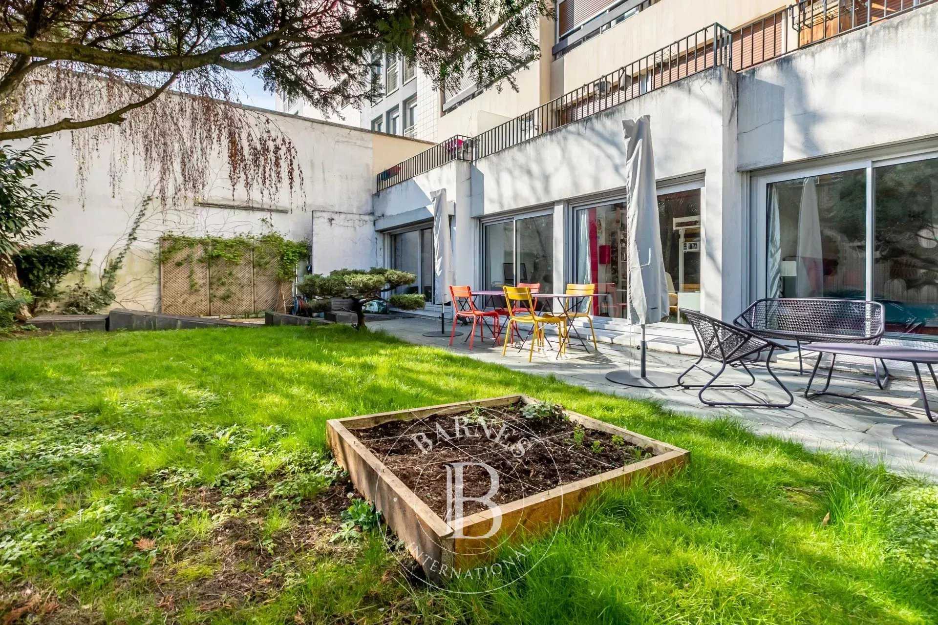Appartement Boulogne-Billancourt  -  ref 83995477 (picture 1)