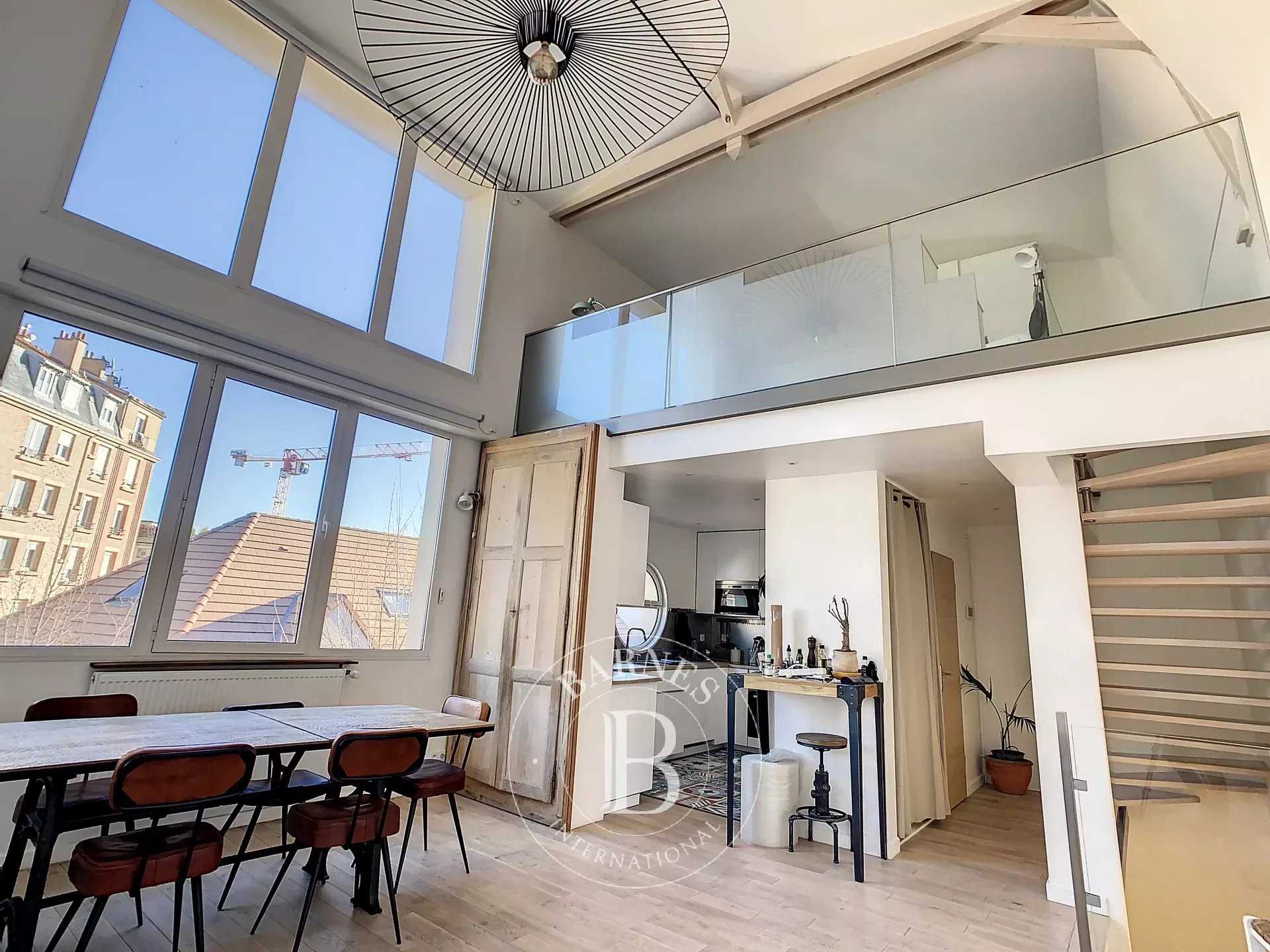 Maison Issy-les-Moulineaux  -  ref 83206033 (picture 1)