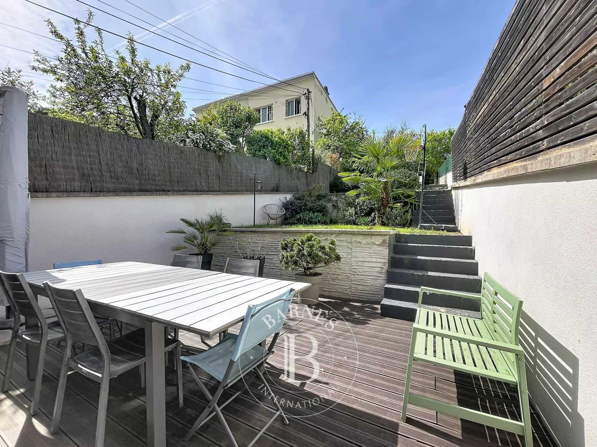 House Rueil-Malmaison  -  ref 86927739 (picture 1)