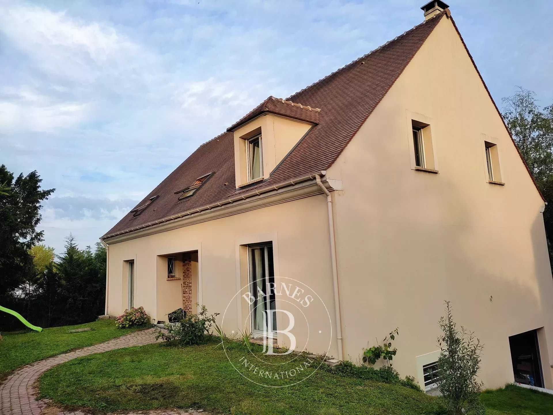 House Bougival  -  ref 82907573 (picture 1)